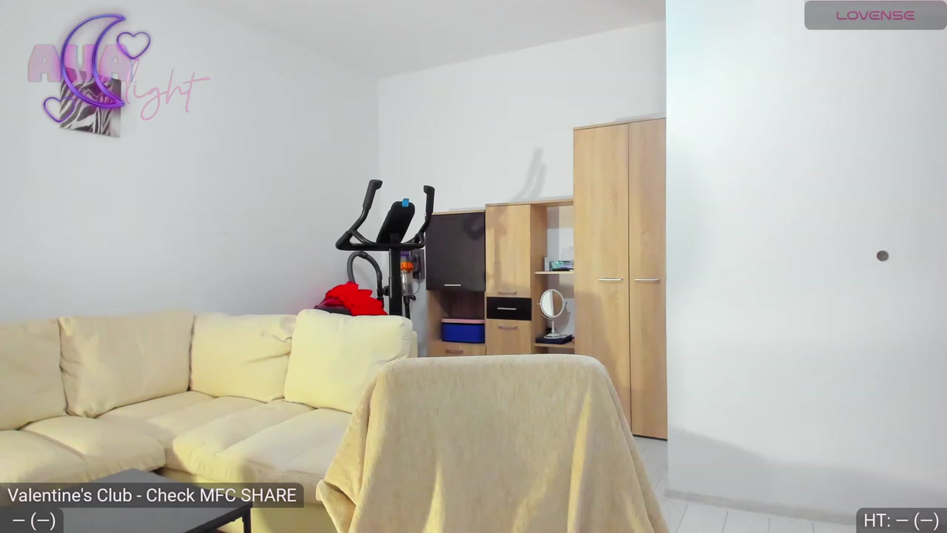 Gallery image thumbnail from AvaMoonlight's myfreecams stream on, 02/02/2024, 16:14 image 7 of 20