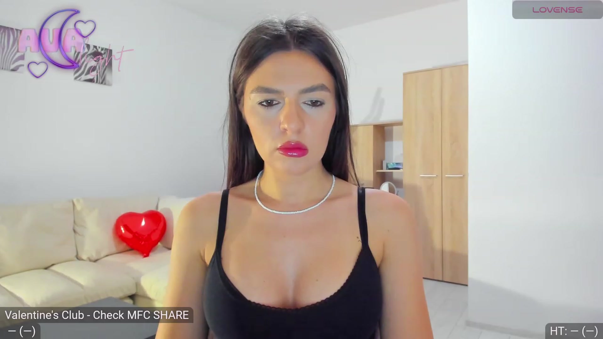 Gallery image thumbnail from AvaMoonlight's myfreecams stream on, 02/02/2024, 16:14 image 13 of 20
