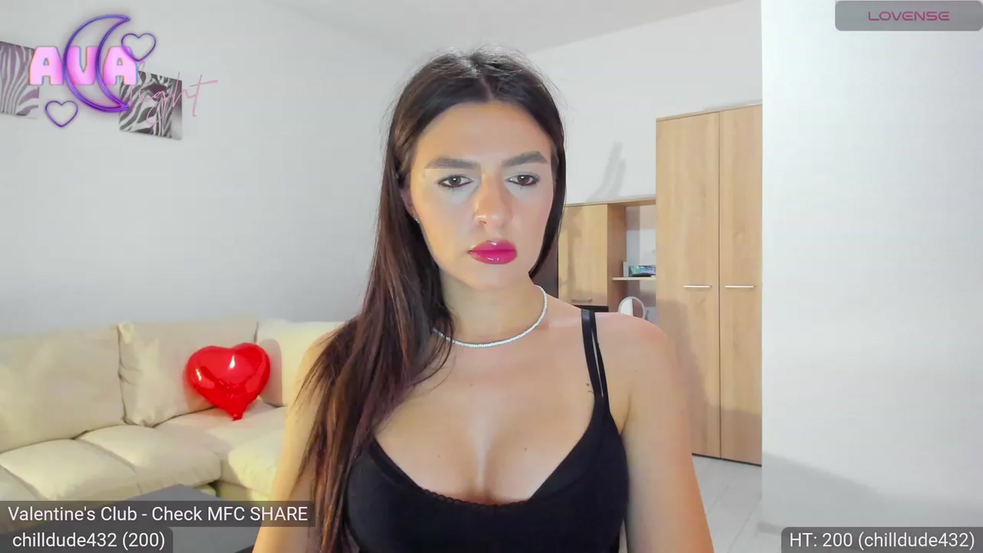 Gallery image thumbnail from AvaMoonlight's myfreecams stream on, 02/02/2024, 17:03 image 2 of 20