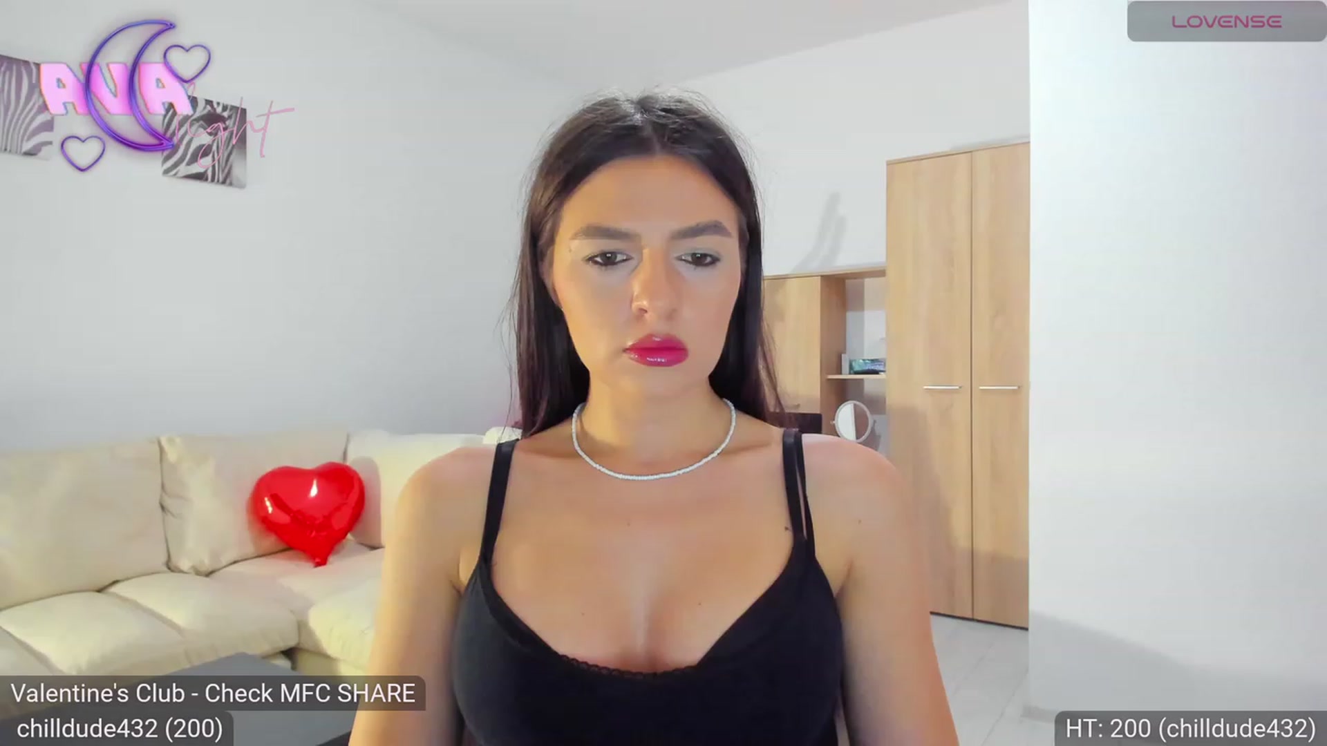 Gallery image thumbnail from AvaMoonlight's myfreecams stream on, 02/02/2024, 17:03 image 6 of 20