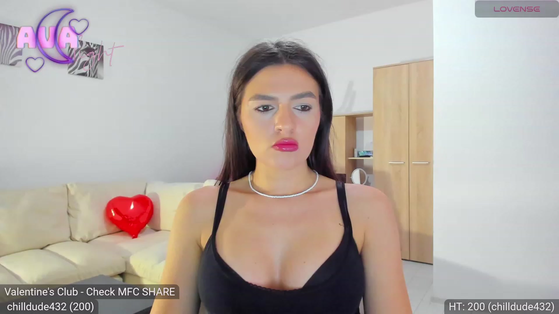Gallery image thumbnail from AvaMoonlight's myfreecams stream on, 02/02/2024, 17:03 image 9 of 20