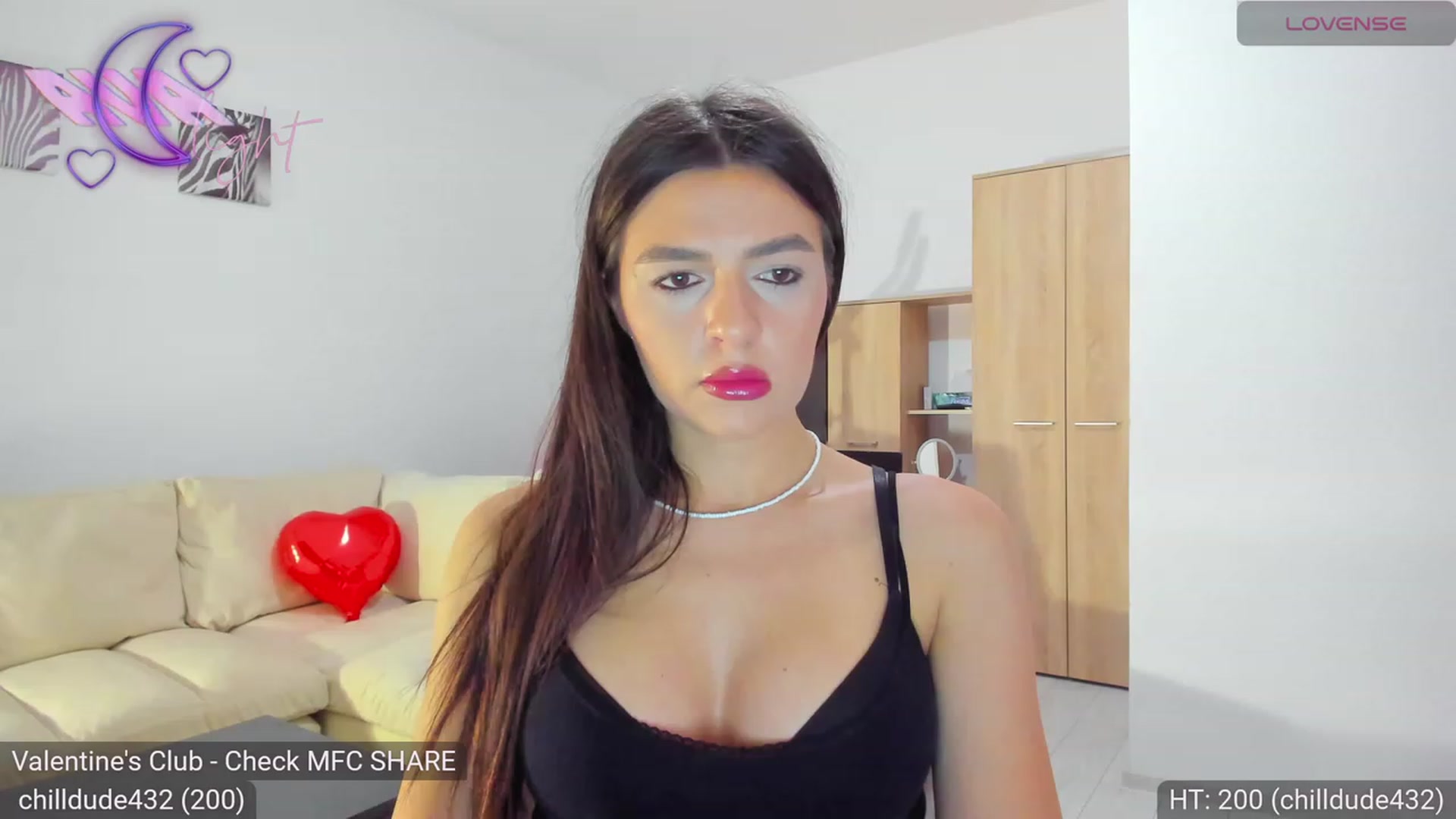 Gallery image thumbnail from AvaMoonlight's myfreecams stream on, 02/02/2024, 17:03 image 4 of 20