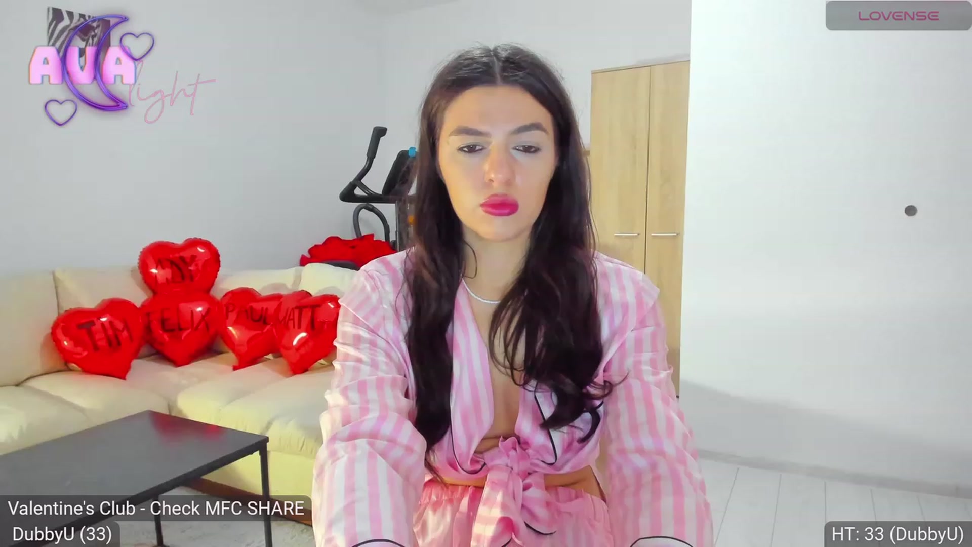 Gallery image thumbnail from AvaMoonlight's myfreecams stream on, 02/05/2024, 24:02 image 9 of 20