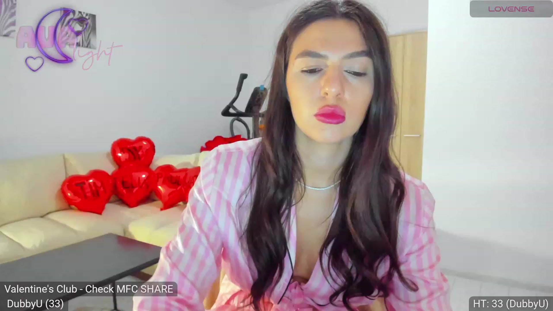 Gallery image thumbnail from AvaMoonlight's myfreecams stream on, 02/05/2024, 24:02 image 11 of 20
