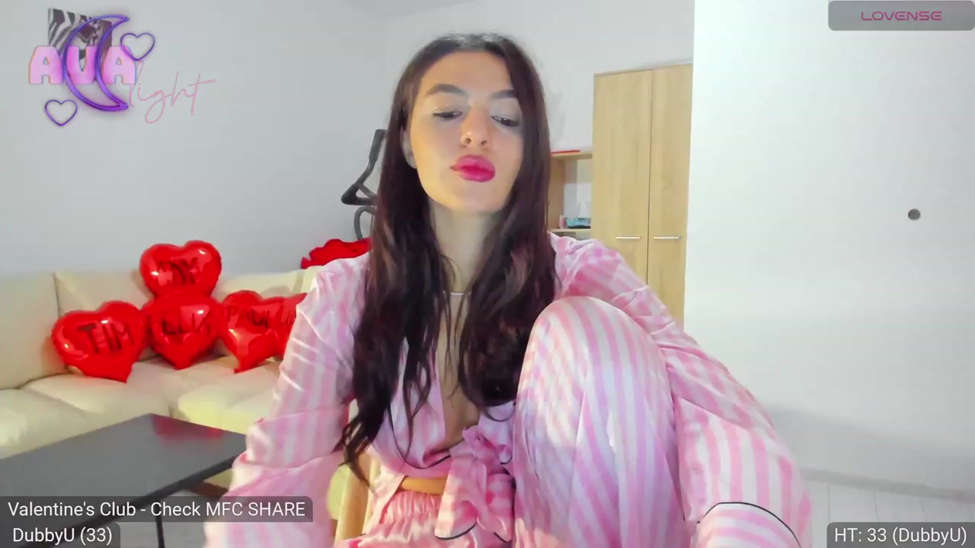 Gallery image thumbnail from AvaMoonlight's myfreecams stream on, 02/05/2024, 24:02 image 8 of 20