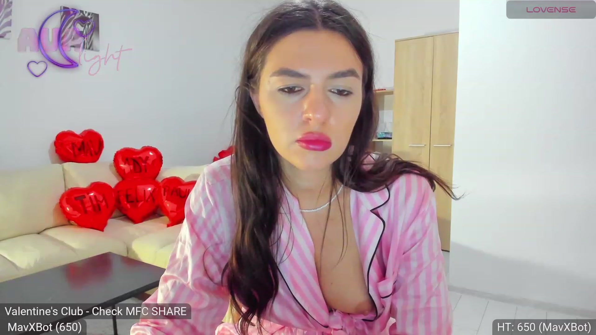 Gallery image thumbnail from AvaMoonlight's myfreecams stream on, 02/05/2024, 24:36 image 19 of 20