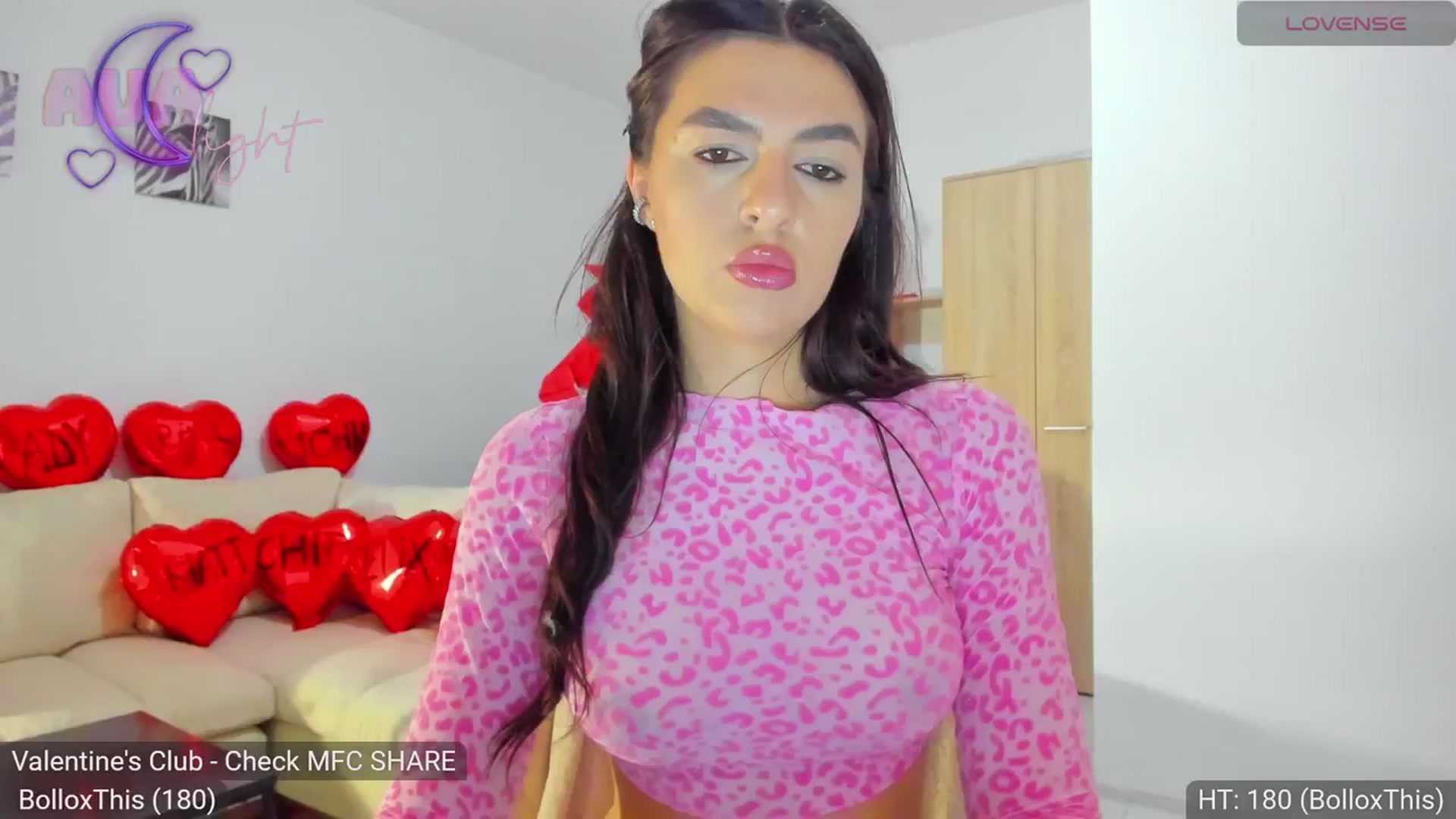 Gallery image thumbnail from AvaMoonlight's myfreecams stream on, 02/06/2024, 23:56 image 14 of 20