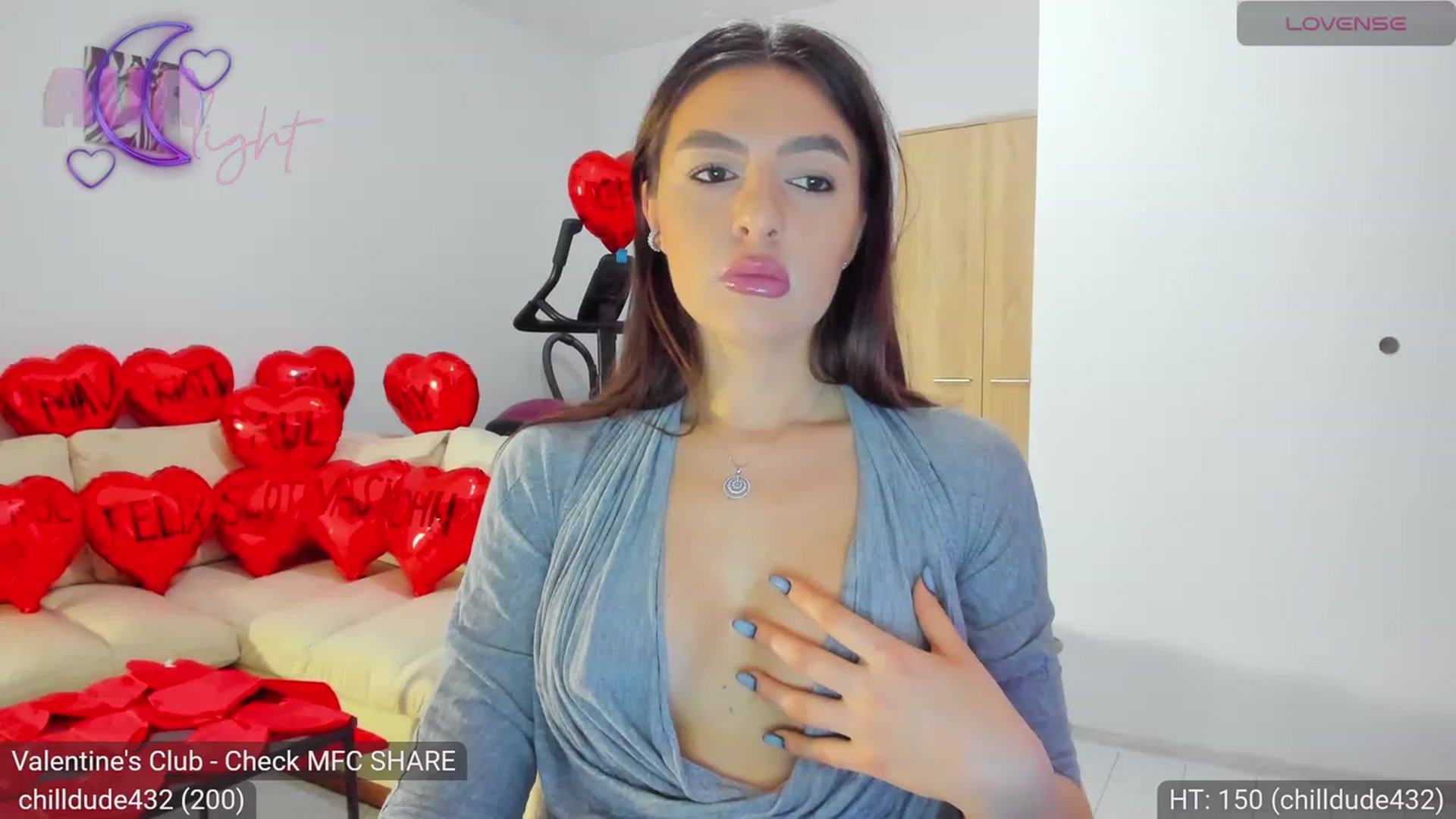 Gallery image thumbnail from AvaMoonlight's myfreecams stream on, 02/10/2024, 17:14 image 9 of 20