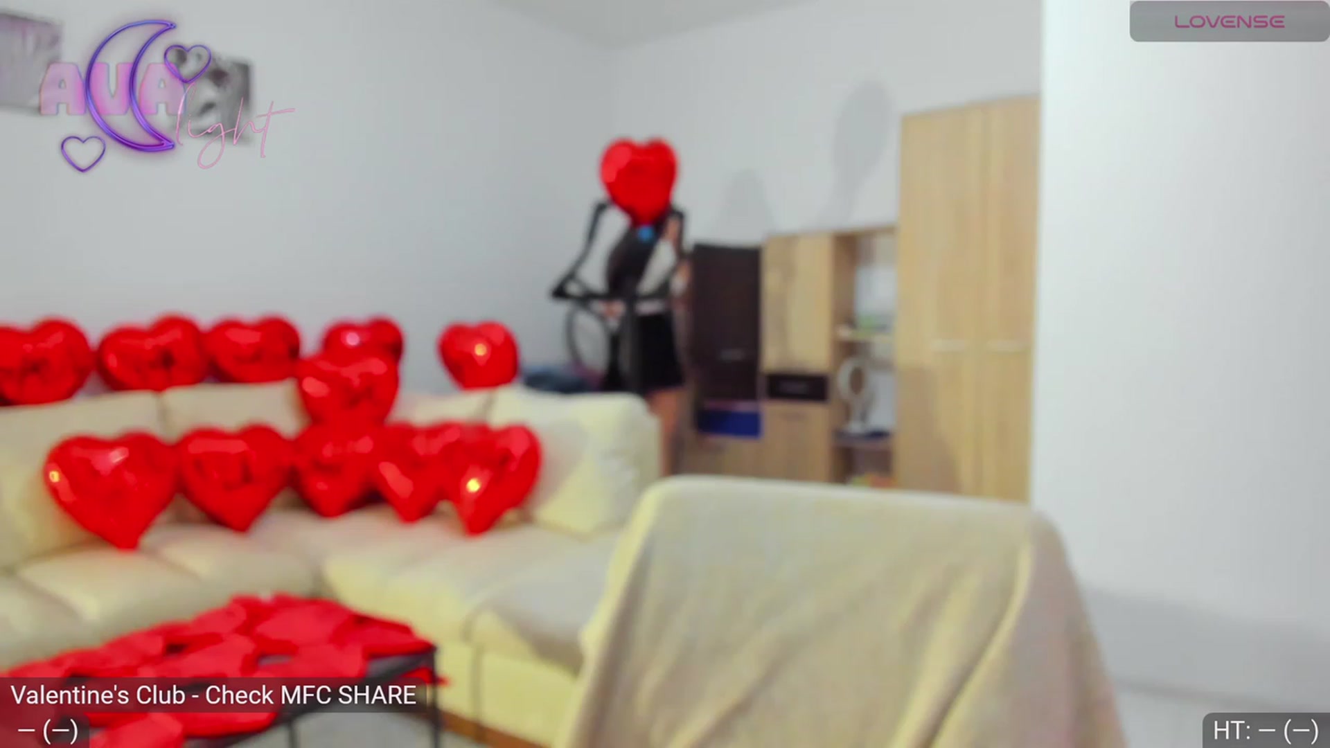 Gallery image thumbnail from AvaMoonlight's myfreecams stream on, 02/11/2024, 24:01 image 4 of 20