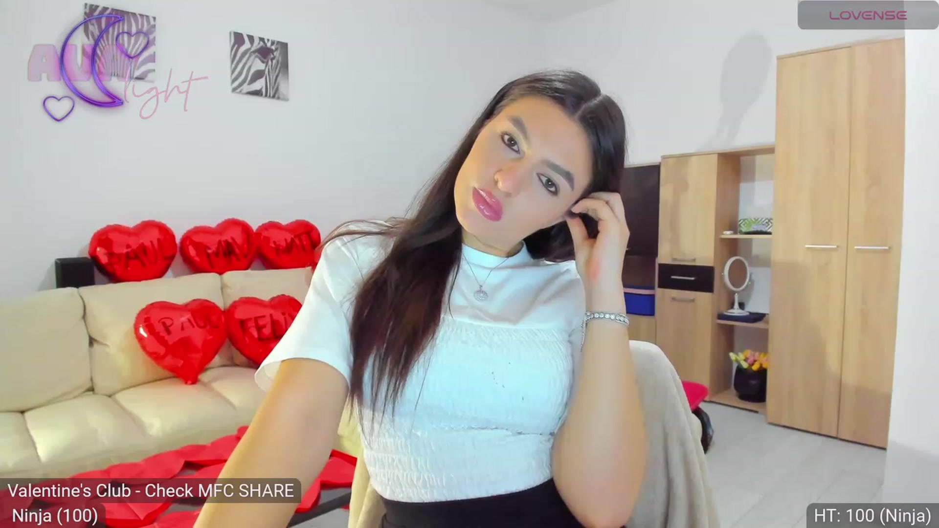 Gallery image thumbnail from AvaMoonlight's myfreecams stream on, 02/11/2024, 24:47 image 15 of 20