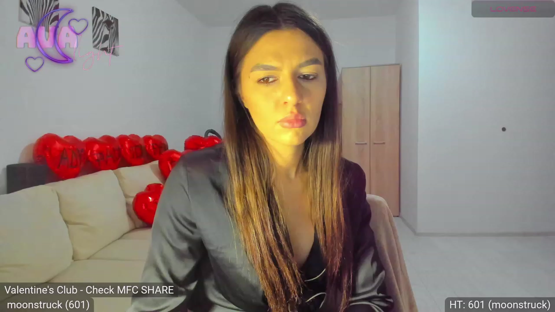 Gallery image thumbnail from AvaMoonlight's myfreecams stream on, 02/12/2024, 01:05 image 17 of 20