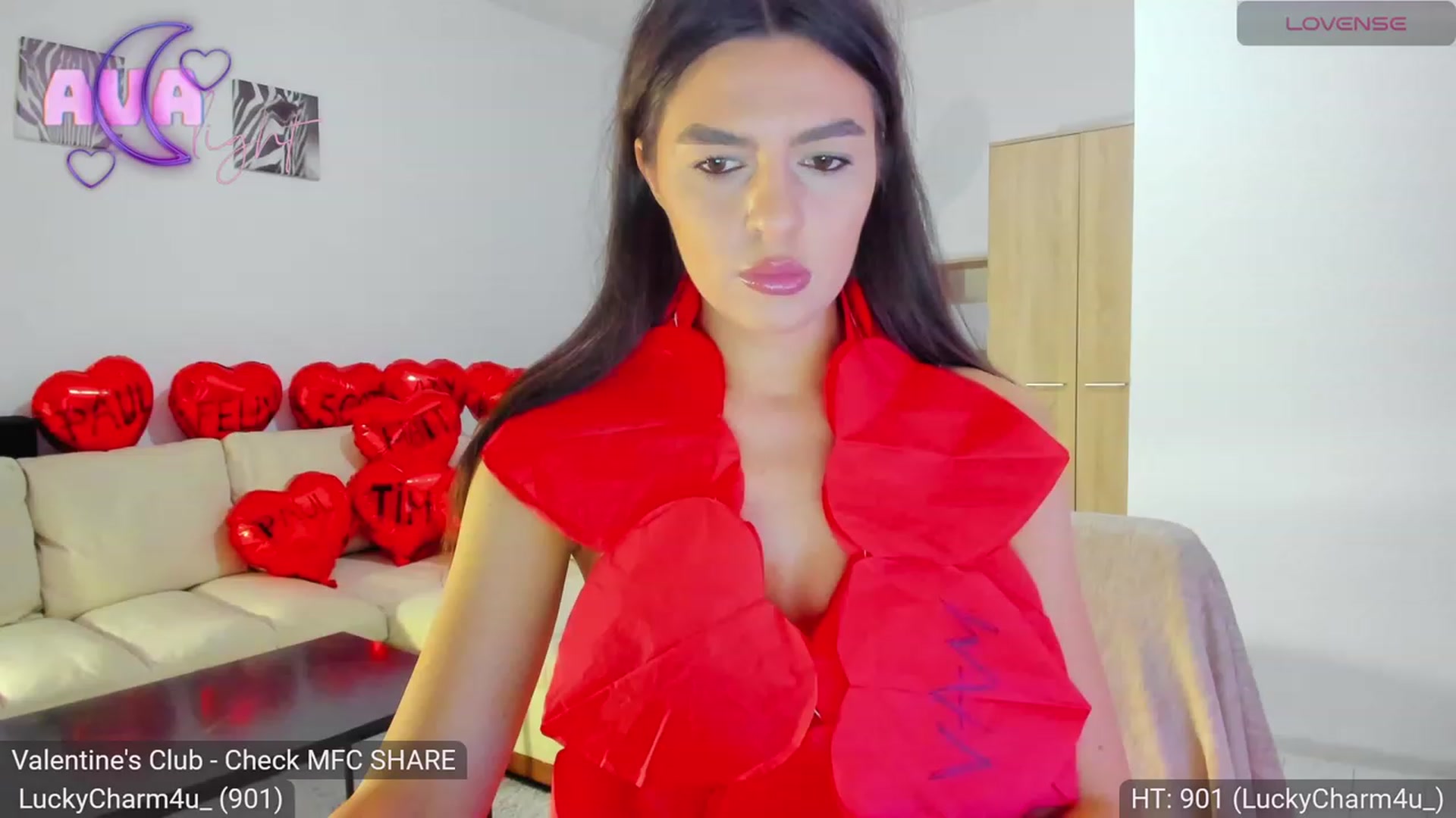 Gallery image thumbnail from AvaMoonlight's myfreecams stream on, 02/14/2024, 16:38 image 12 of 20