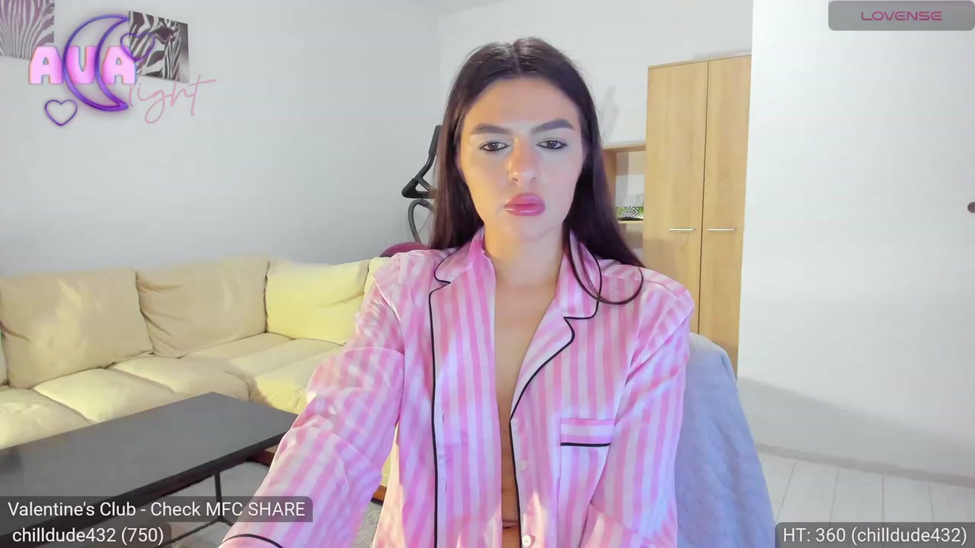 Gallery image thumbnail from AvaMoonlight's myfreecams stream on, 02/16/2024, 01:10 image 15 of 20