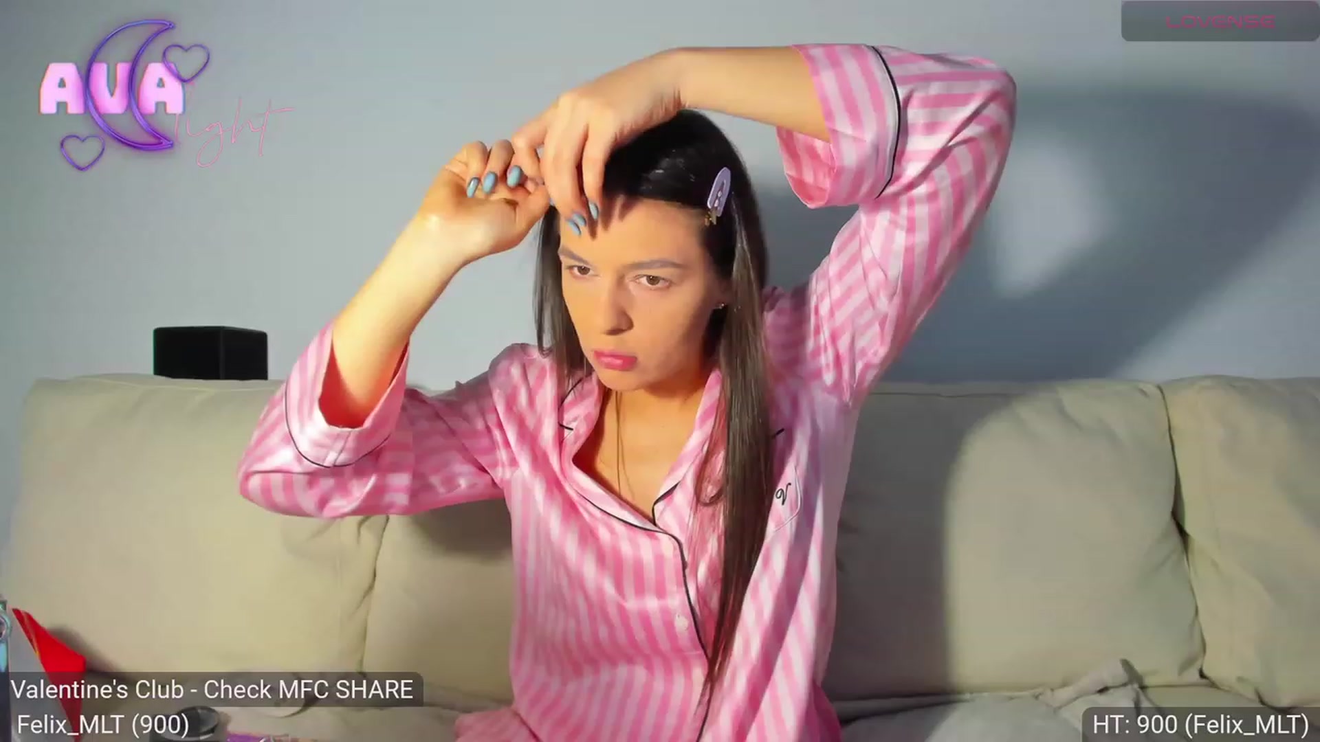 Gallery image thumbnail from AvaMoonlight's myfreecams stream on, 02/17/2024, 17:11 image 10 of 20