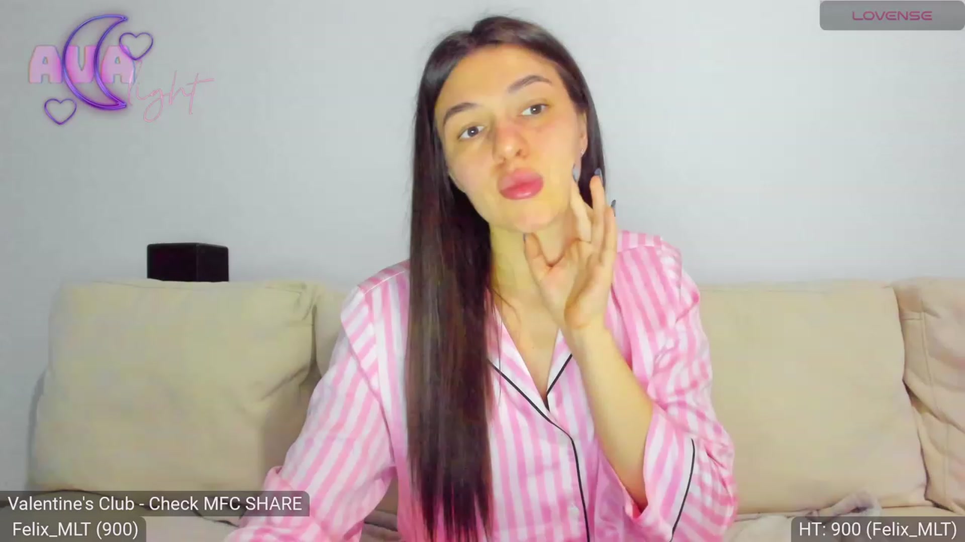 Gallery image thumbnail from AvaMoonlight's myfreecams stream on, 02/17/2024, 17:11 image 2 of 20