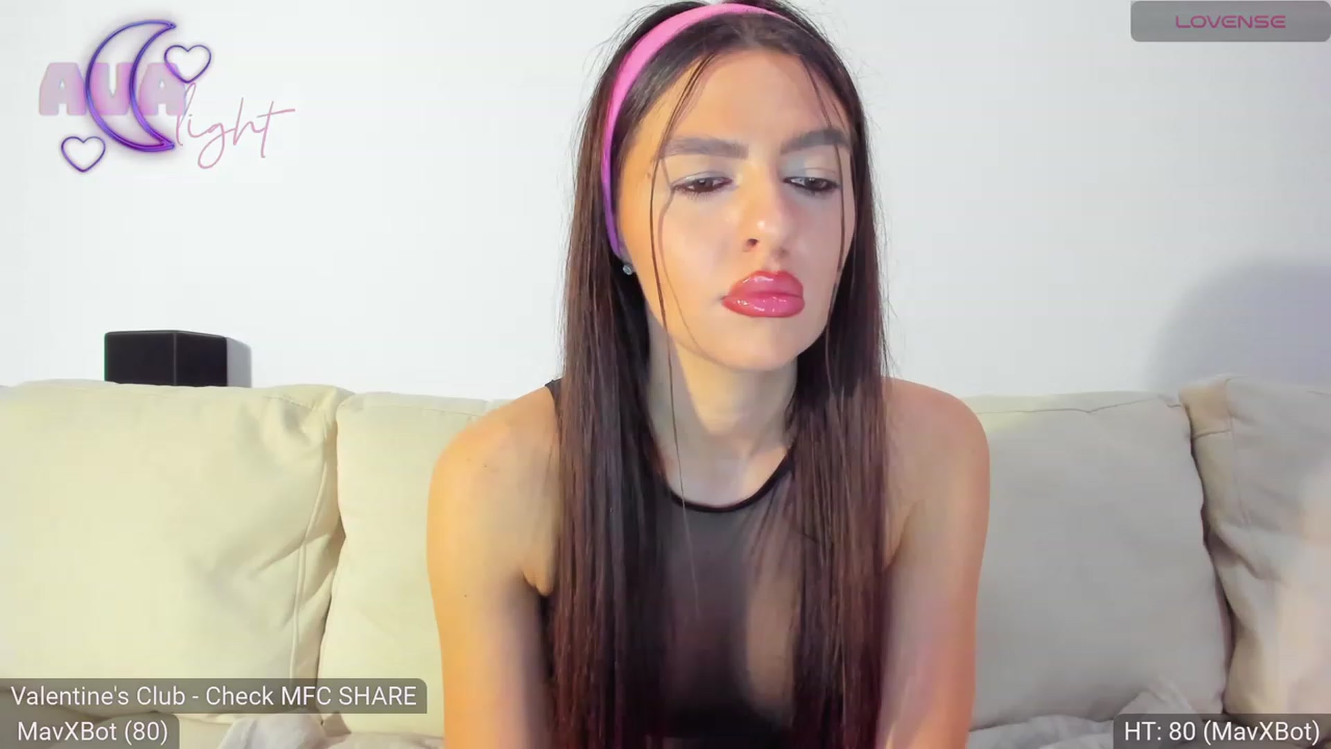 Gallery image thumbnail from AvaMoonlight's myfreecams stream on, 02/20/2024, 23:53 image 13 of 20