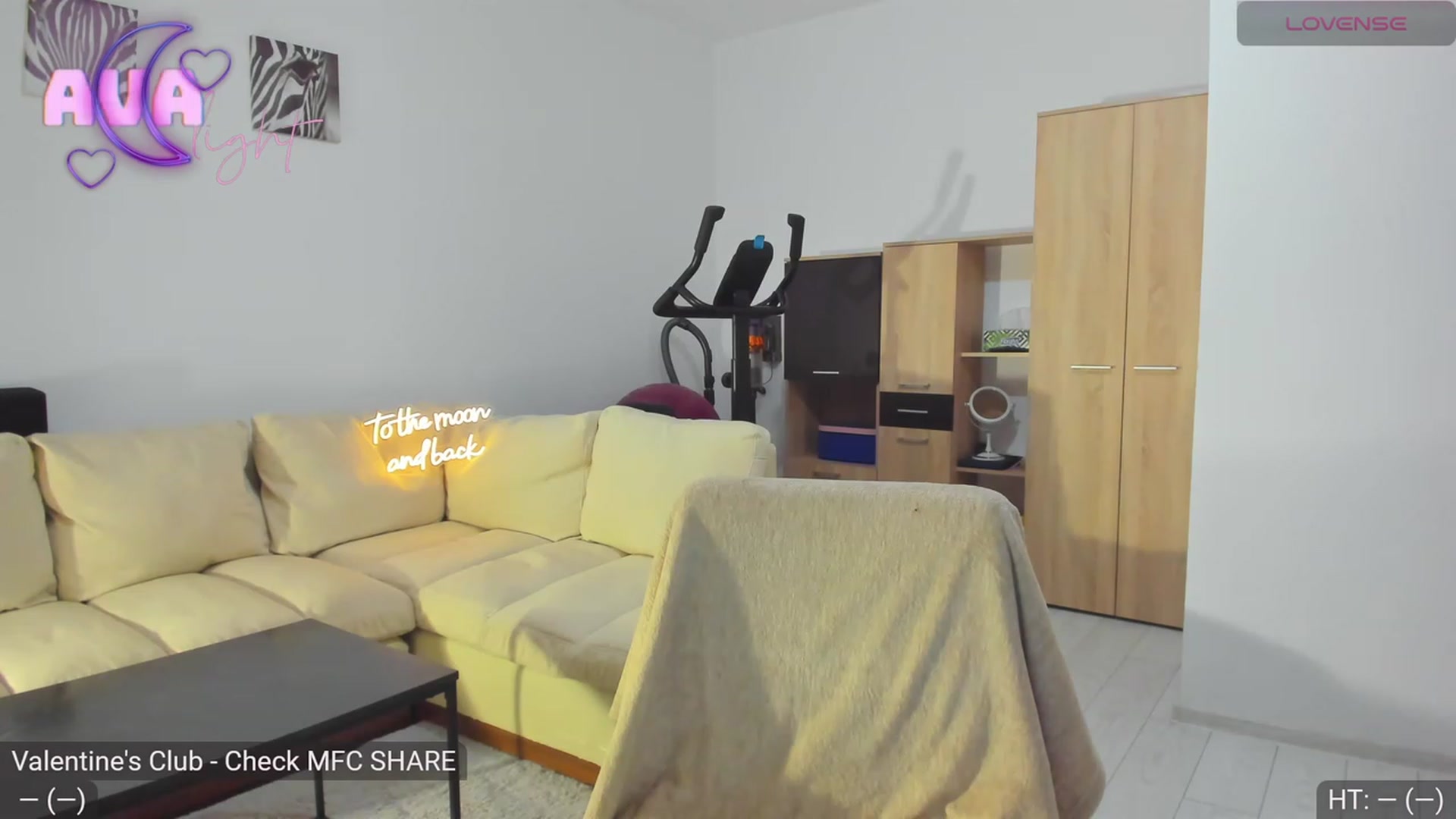 Gallery image thumbnail from AvaMoonlight's myfreecams stream on, 02/24/2024, 17:11 image 4 of 20