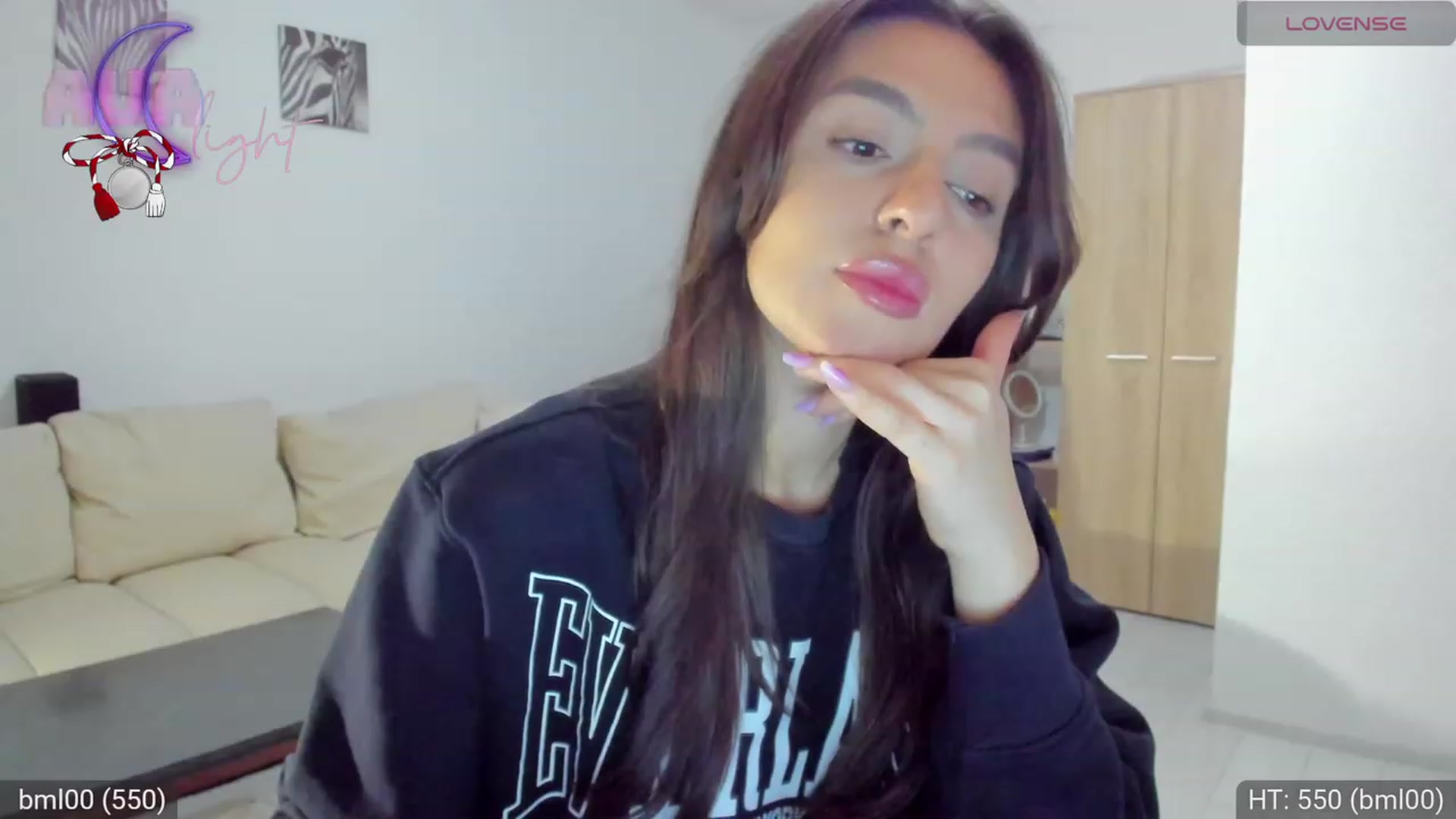 Gallery image thumbnail from AvaMoonlight's myfreecams stream on, 03/07/2024, 16:41 image 16 of 20