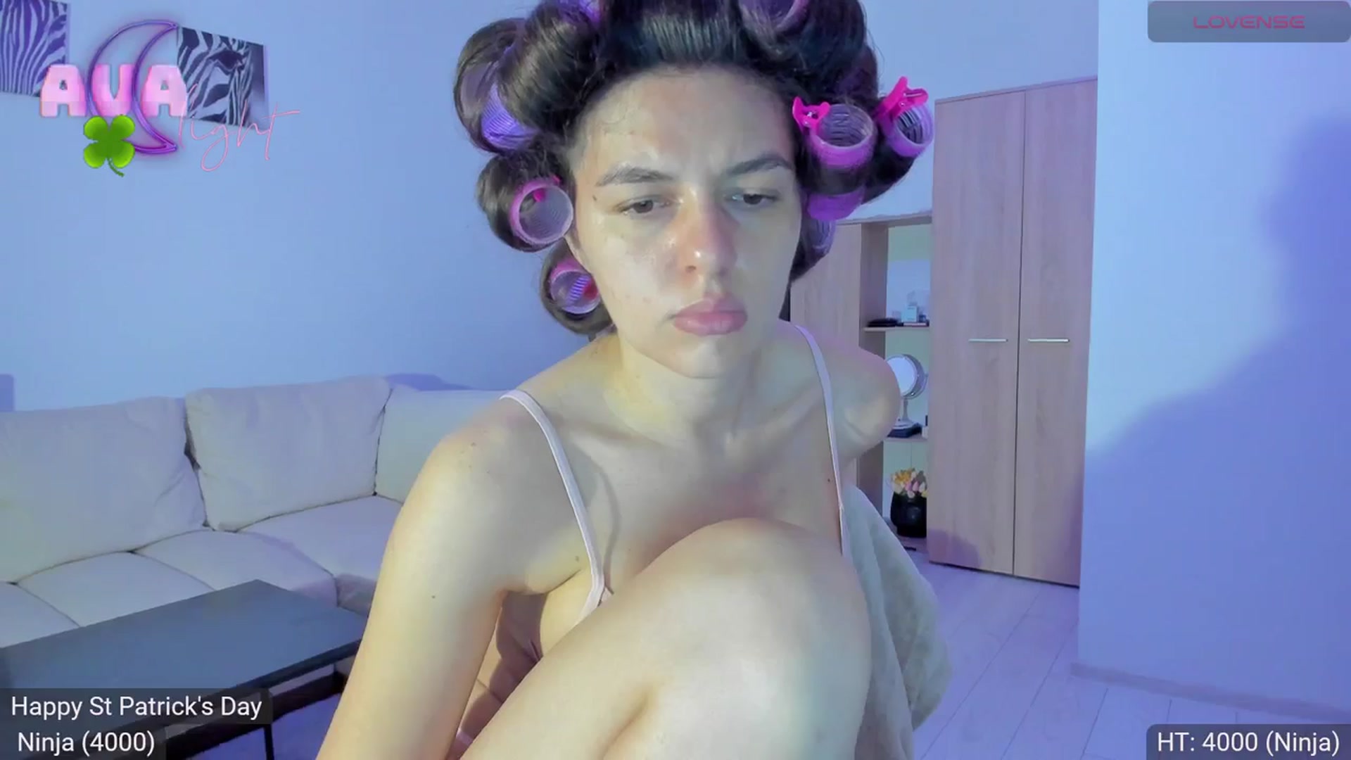 Gallery image thumbnail from AvaMoonlight's myfreecams stream on, 03/18/2024, 01:05 image 17 of 20
