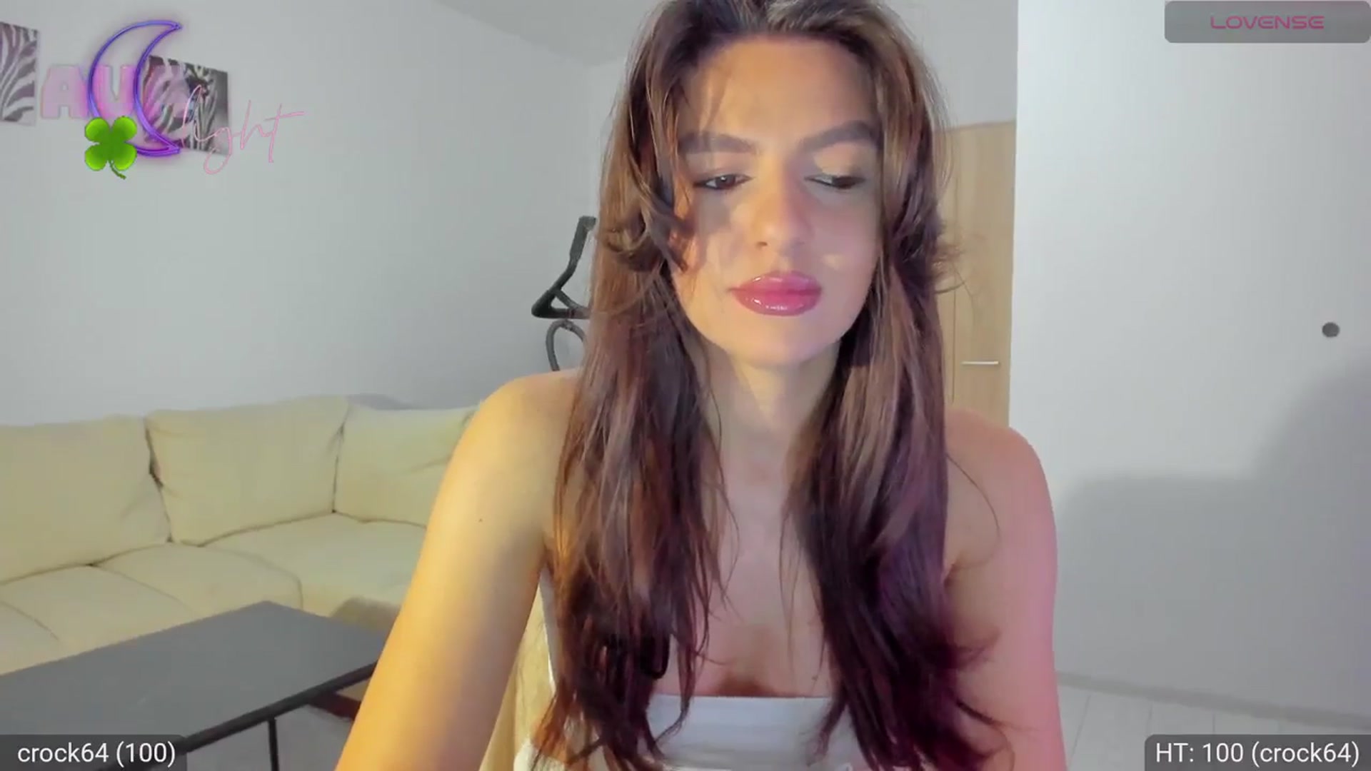 Gallery image thumbnail from AvaMoonlight's myfreecams stream on, 03/18/2024, 17:03 image 3 of 20