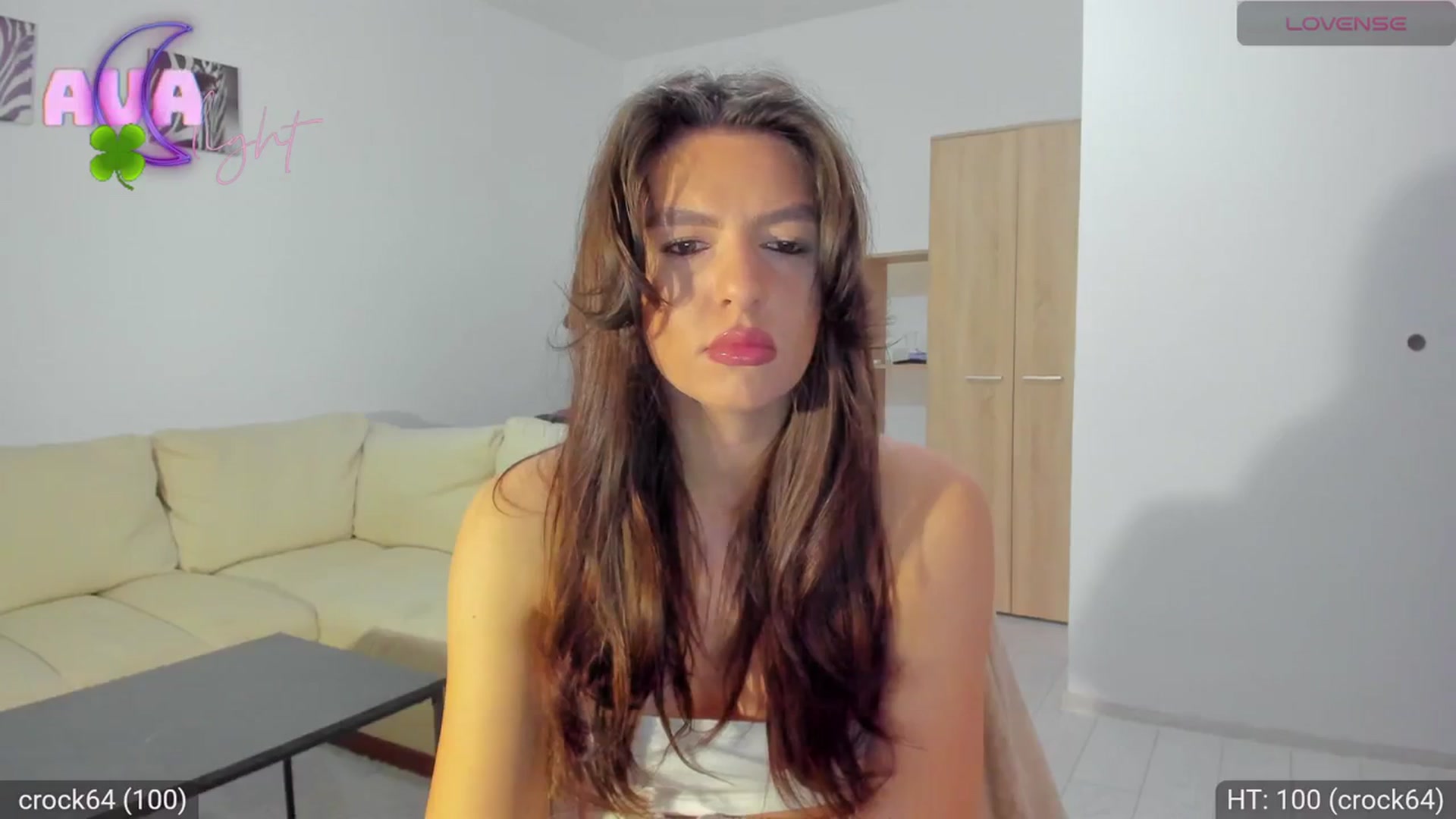 Gallery image thumbnail from AvaMoonlight's myfreecams stream on, 03/18/2024, 17:03 image 11 of 20