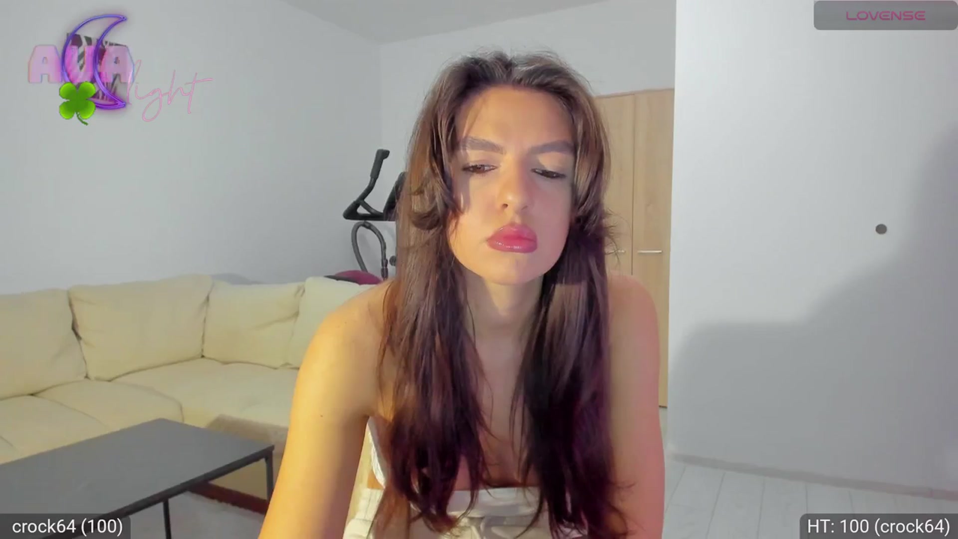 Gallery image thumbnail from AvaMoonlight's myfreecams stream on, 03/18/2024, 17:03 image 15 of 20