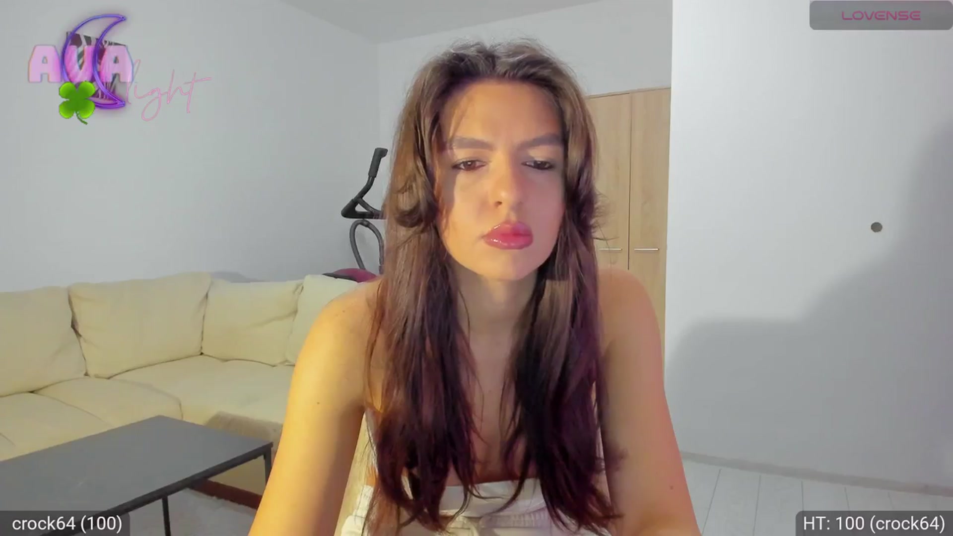 Gallery image thumbnail from AvaMoonlight's myfreecams stream on, 03/18/2024, 17:03 image 14 of 20