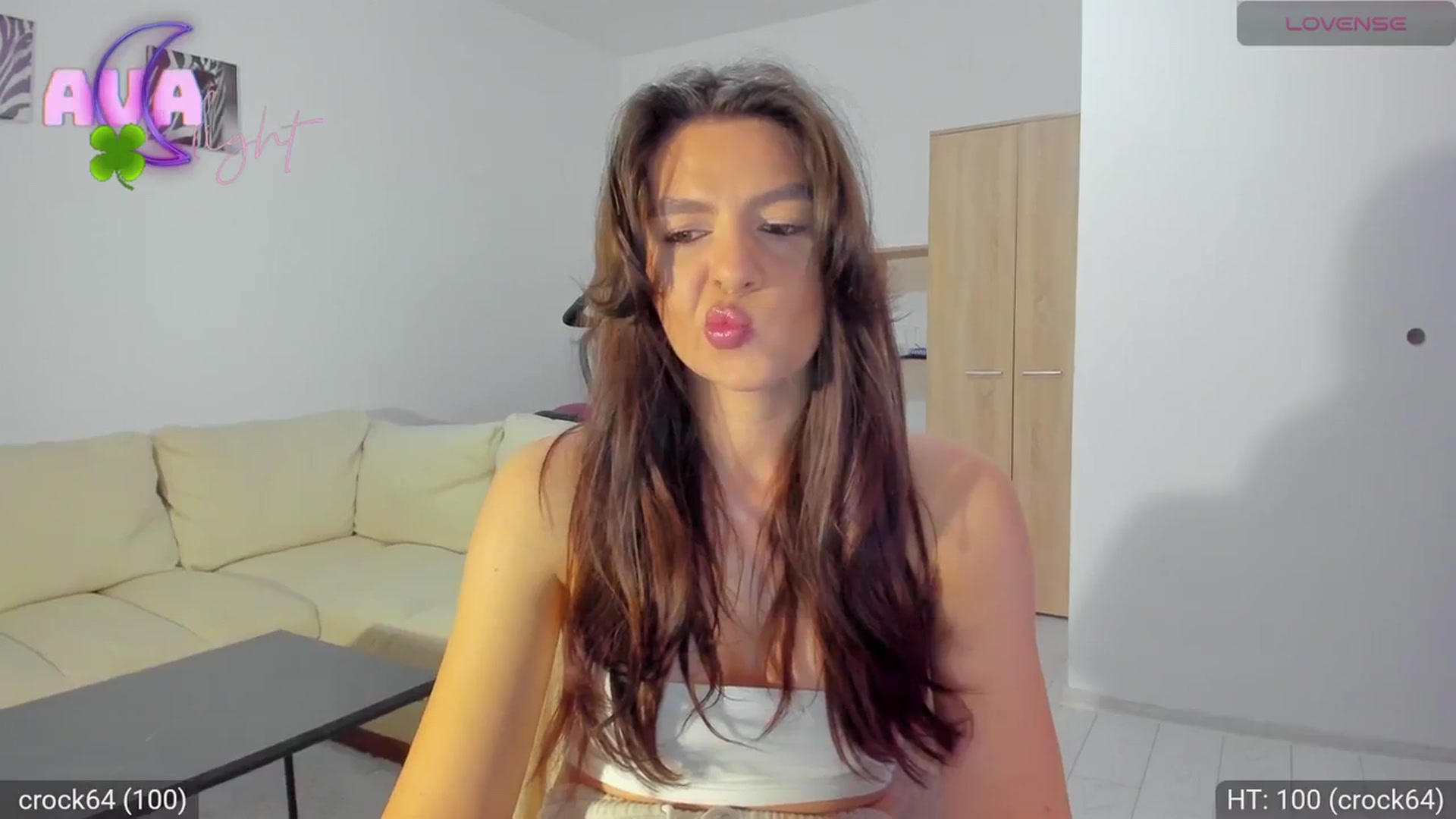 Gallery image thumbnail from AvaMoonlight's myfreecams stream on, 03/18/2024, 17:03 image 10 of 20