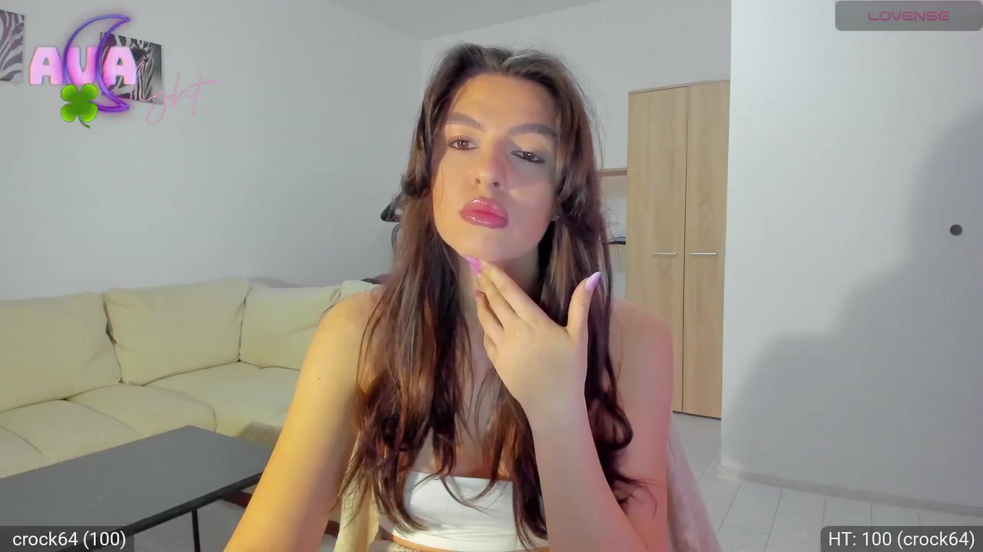 Gallery image thumbnail from AvaMoonlight's myfreecams stream on, 03/18/2024, 17:03 image 12 of 20