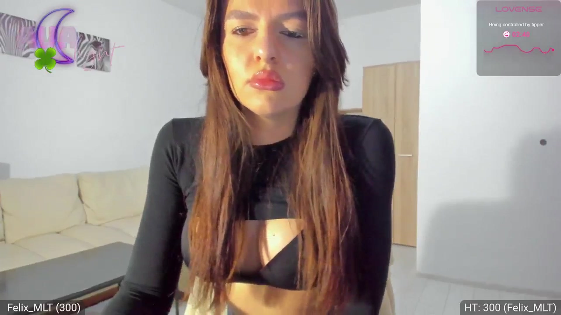 Gallery image thumbnail from AvaMoonlight's myfreecams stream on, 03/19/2024, 17:03 image 19 of 20