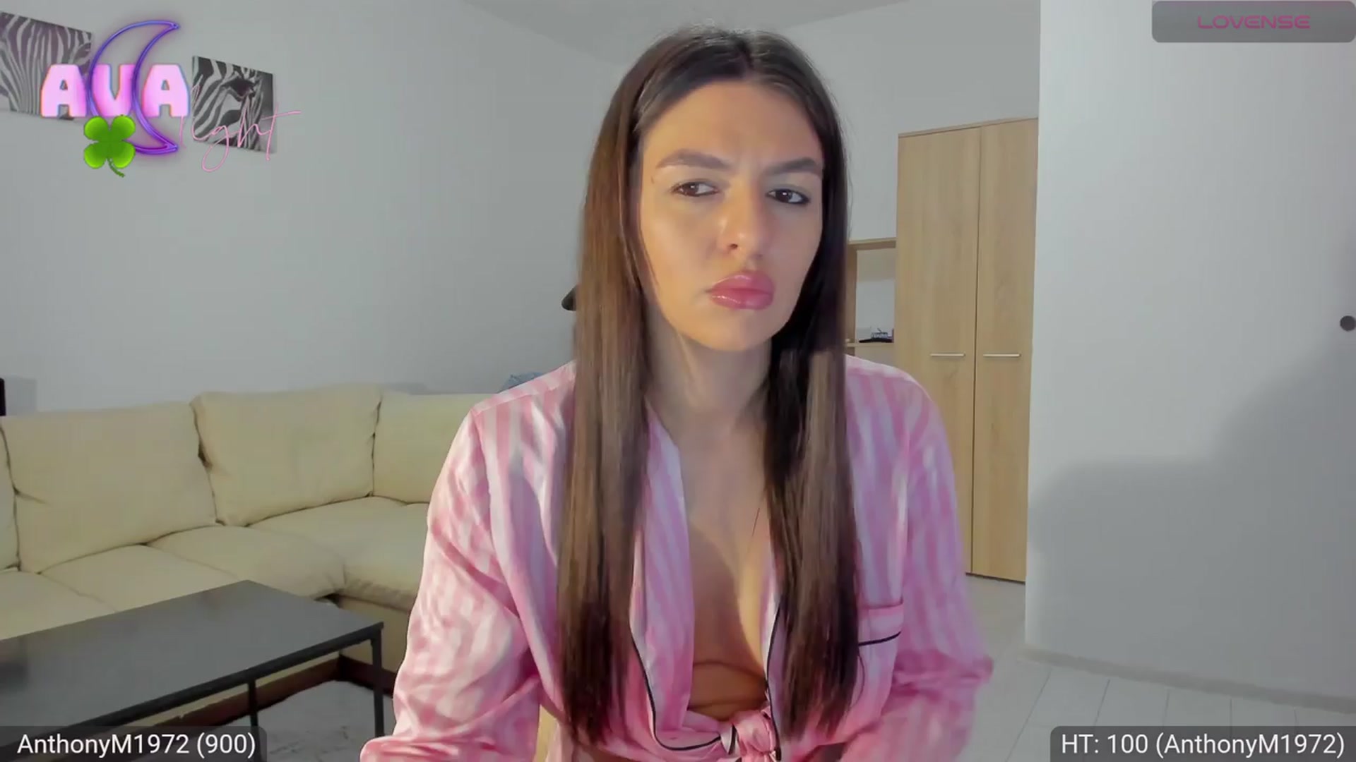 Gallery image thumbnail from AvaMoonlight's myfreecams stream on, 03/23/2024, 01:13 image 16 of 20