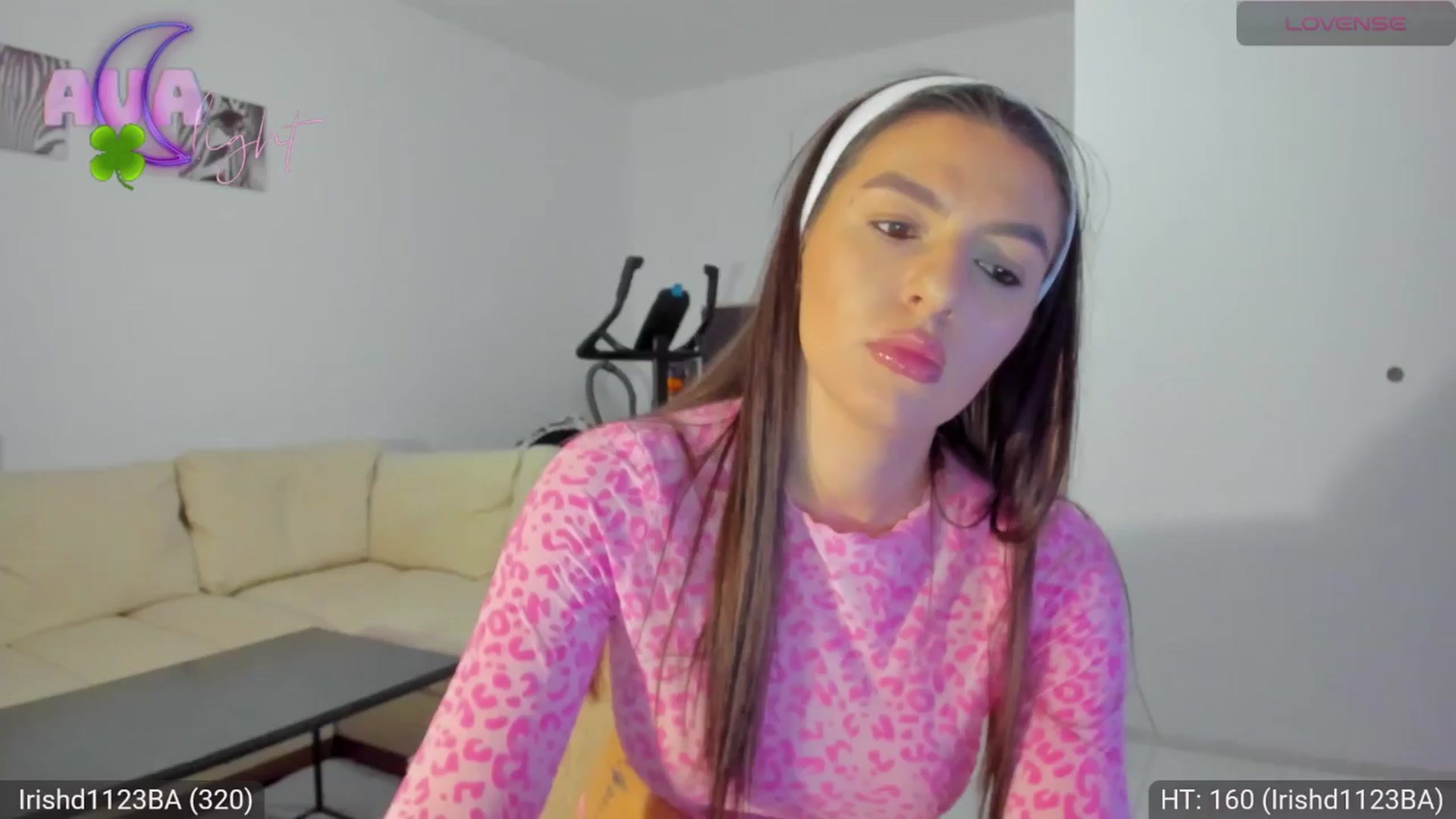 Gallery image thumbnail from AvaMoonlight's myfreecams stream on, 03/23/2024, 17:04 image 11 of 20
