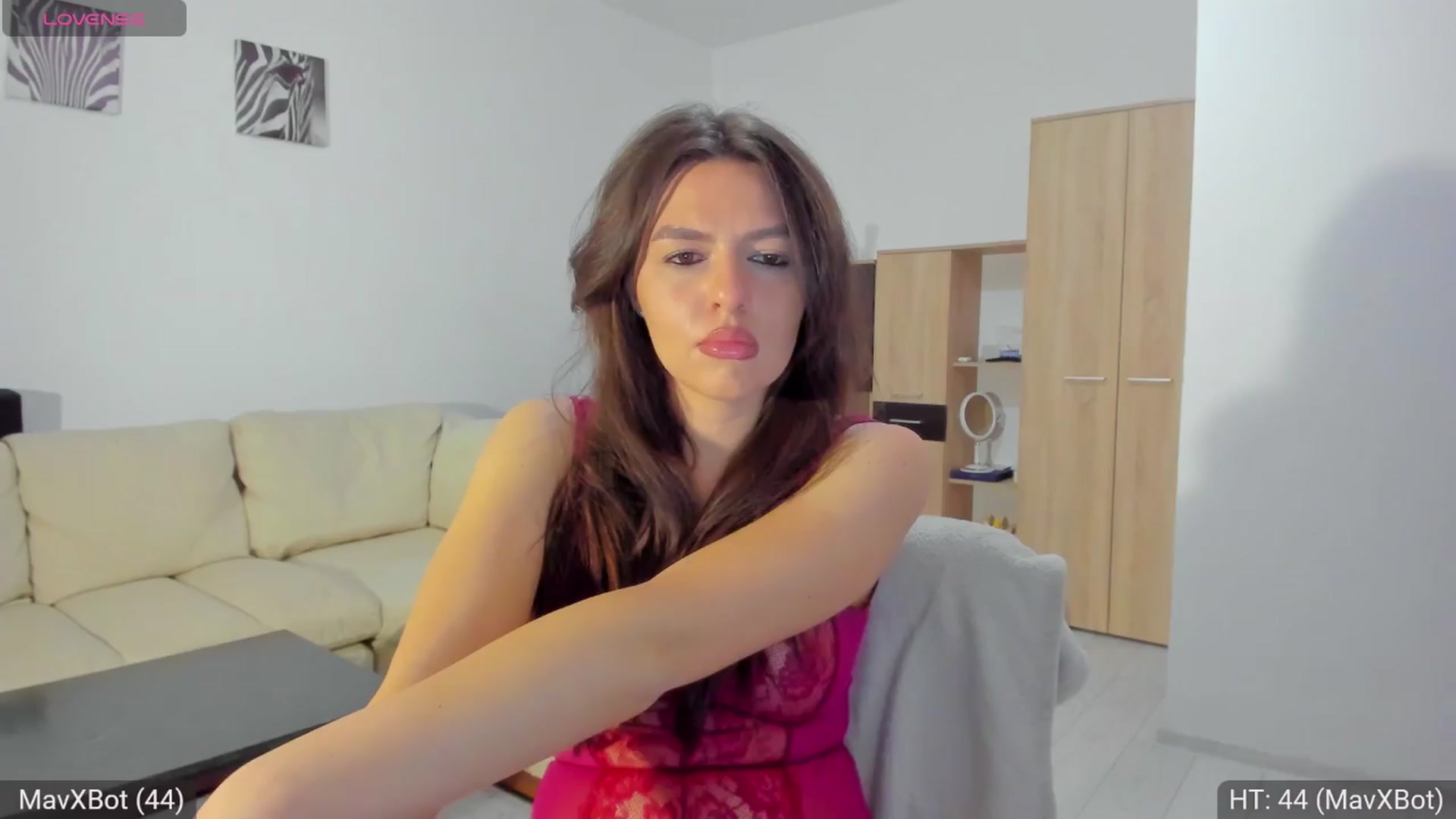 Gallery image thumbnail from AvaMoonlight's myfreecams stream on, 03/27/2024, 24:36 image 10 of 20