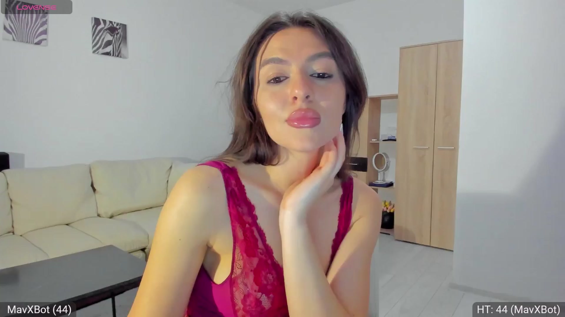 Gallery image thumbnail from AvaMoonlight's myfreecams stream on, 03/27/2024, 24:36 image 17 of 20
