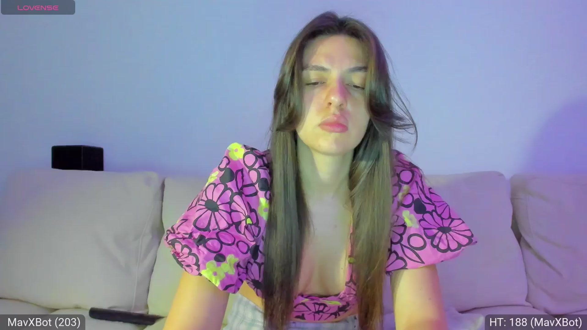 Gallery image thumbnail from AvaMoonlight's myfreecams stream on, 03/29/2024, 24:26 image 12 of 20