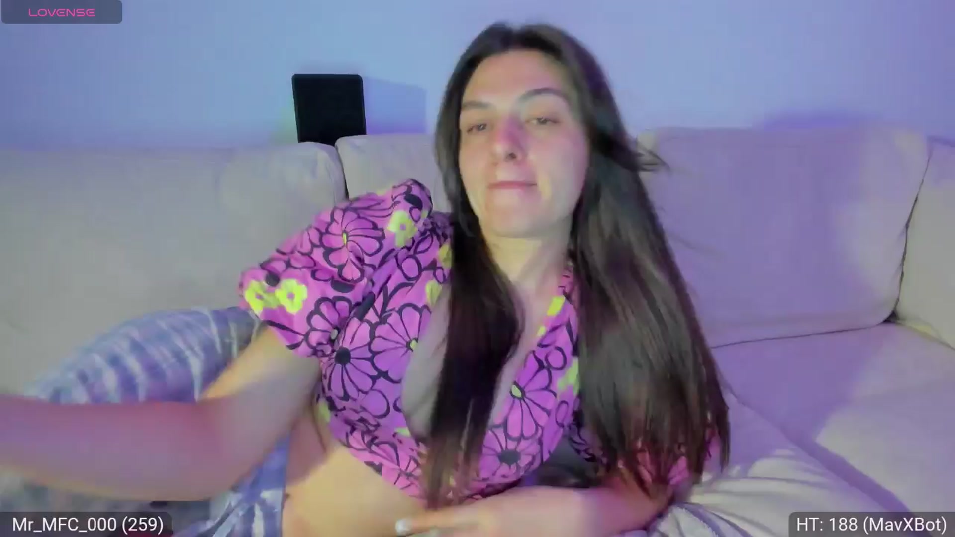 Gallery image thumbnail from AvaMoonlight's myfreecams stream on, 03/29/2024, 01:08 image 14 of 20