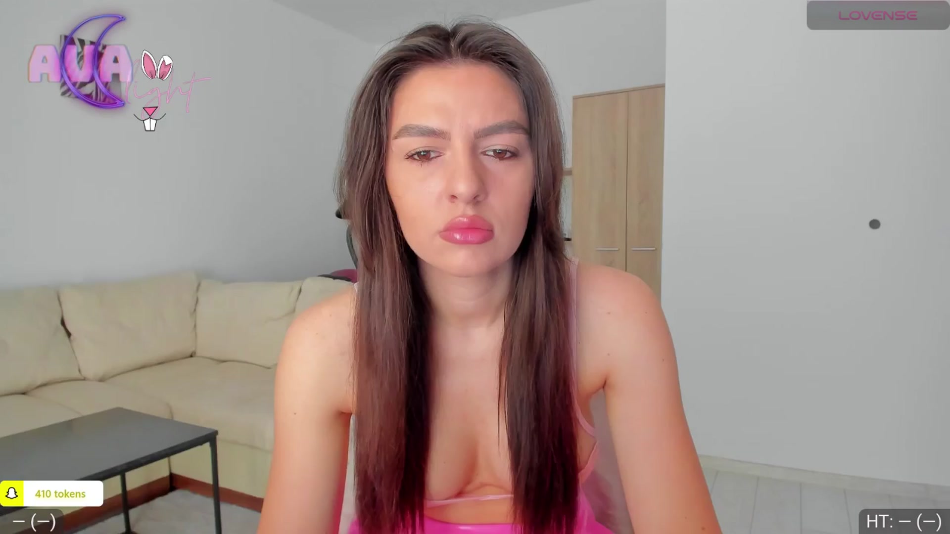 Gallery image thumbnail from AvaMoonlight's myfreecams stream on, 04/02/2024, 15:54 image 4 of 20