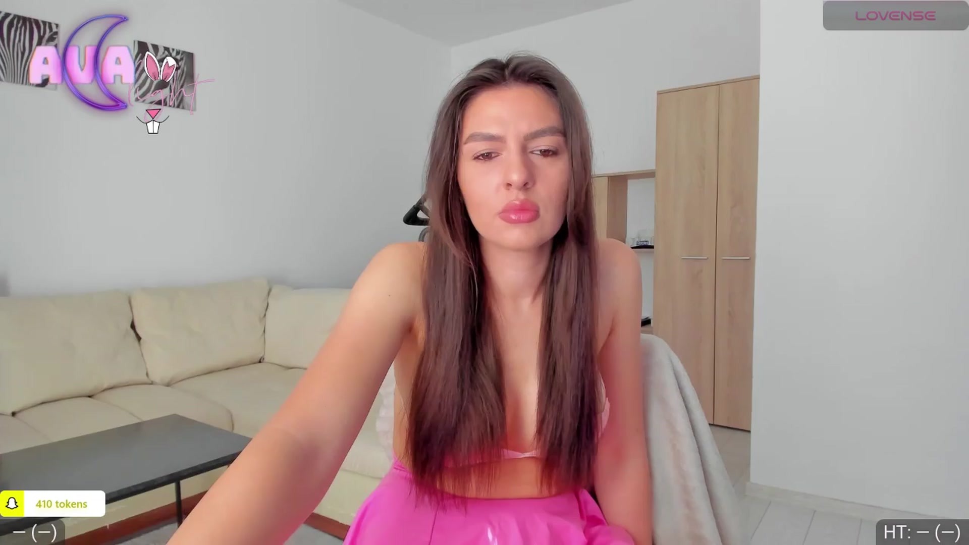 Gallery image thumbnail from AvaMoonlight's myfreecams stream on, 04/02/2024, 15:54 image 12 of 20