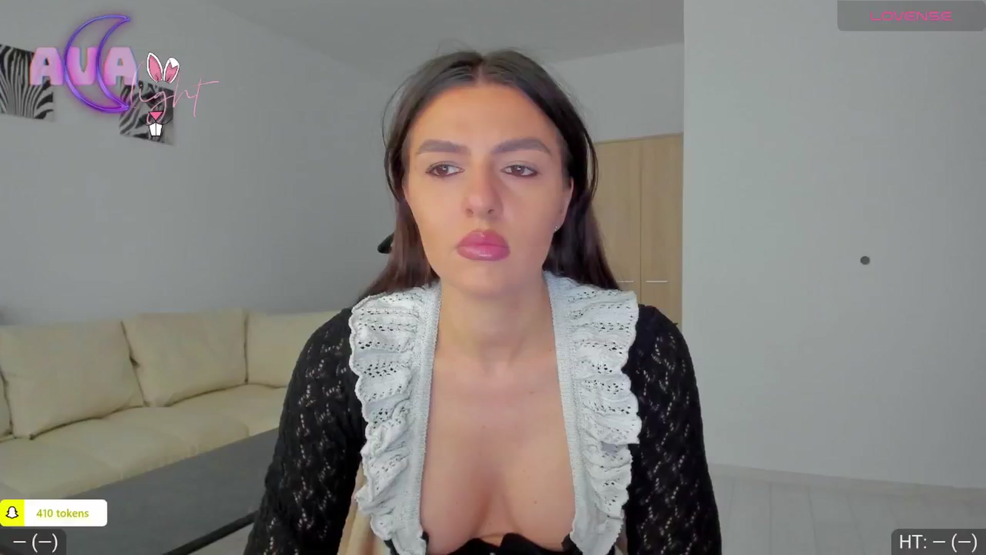 Gallery image thumbnail from AvaMoonlight's myfreecams stream on, 04/22/2024, 16:37 image 2 of 20
