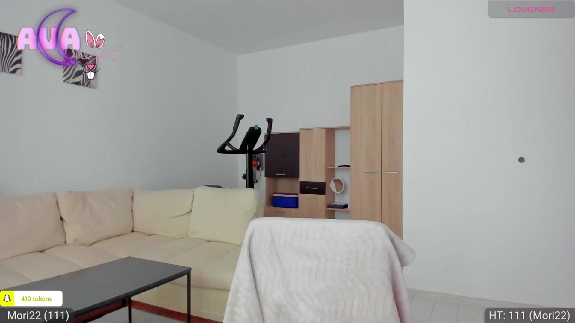 Gallery image thumbnail from AvaMoonlight's myfreecams stream on, 04/27/2024, 16:04 image 8 of 20