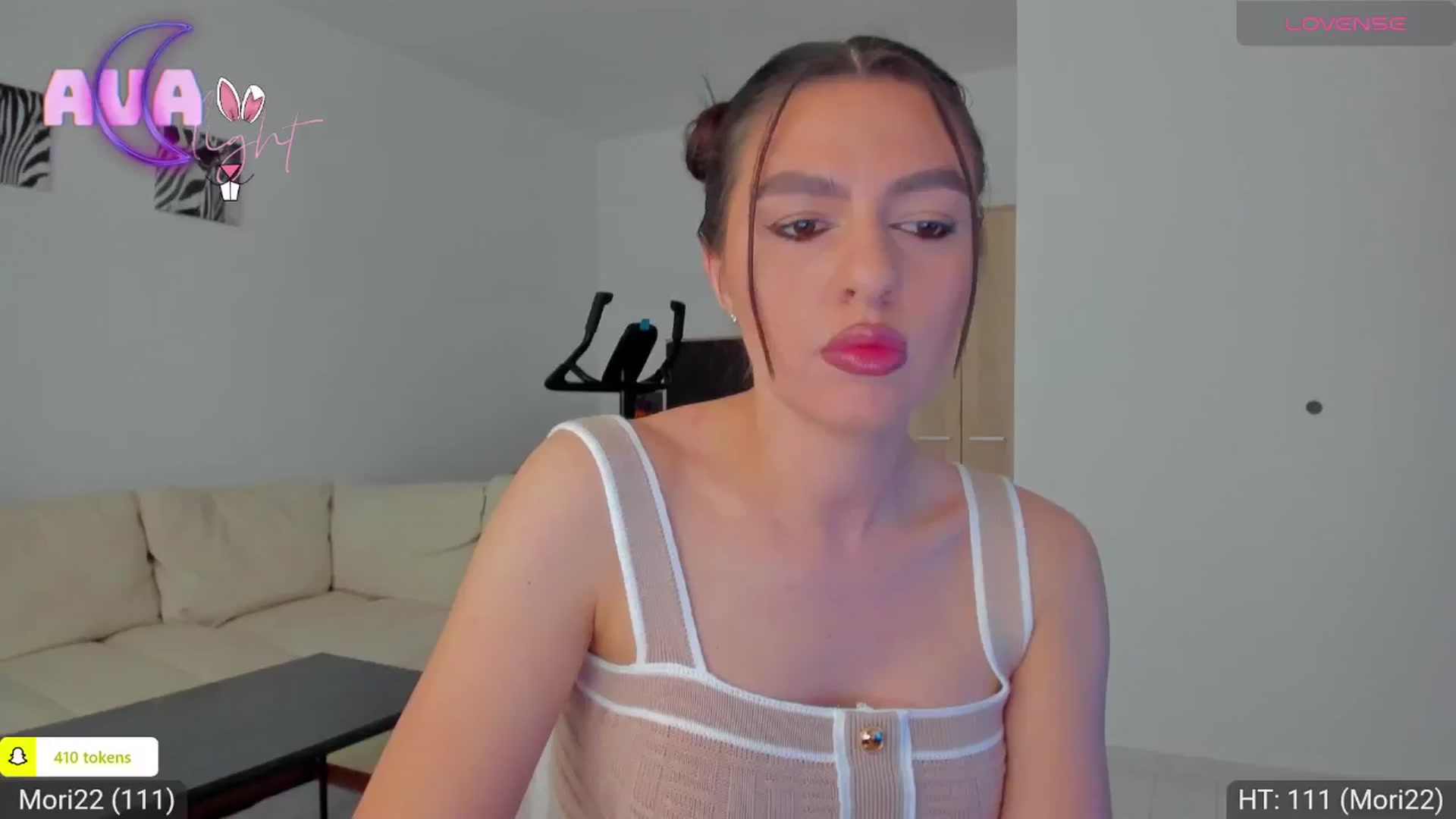 Gallery image thumbnail from AvaMoonlight's myfreecams stream on, 04/27/2024, 16:04 image 12 of 20