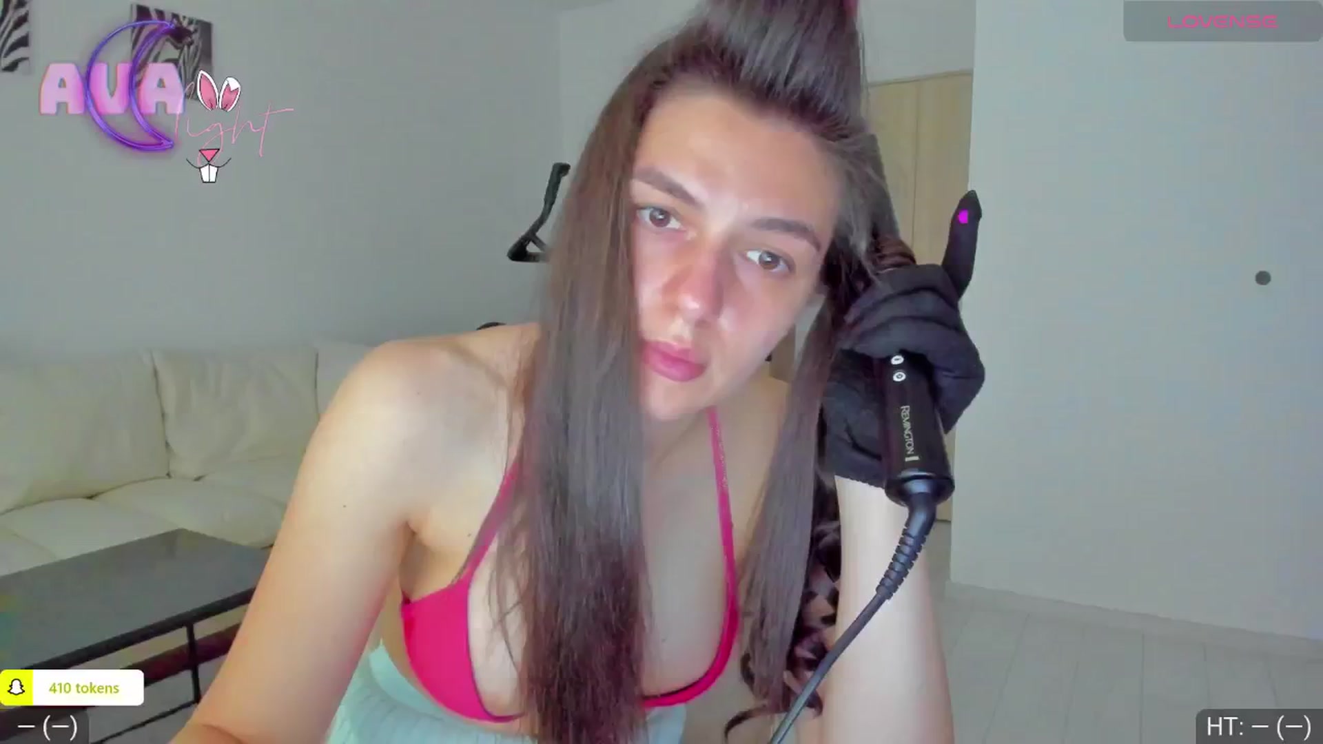 Gallery image thumbnail from AvaMoonlight's myfreecams stream on, 05/08/2024, 16:06 image 11 of 20