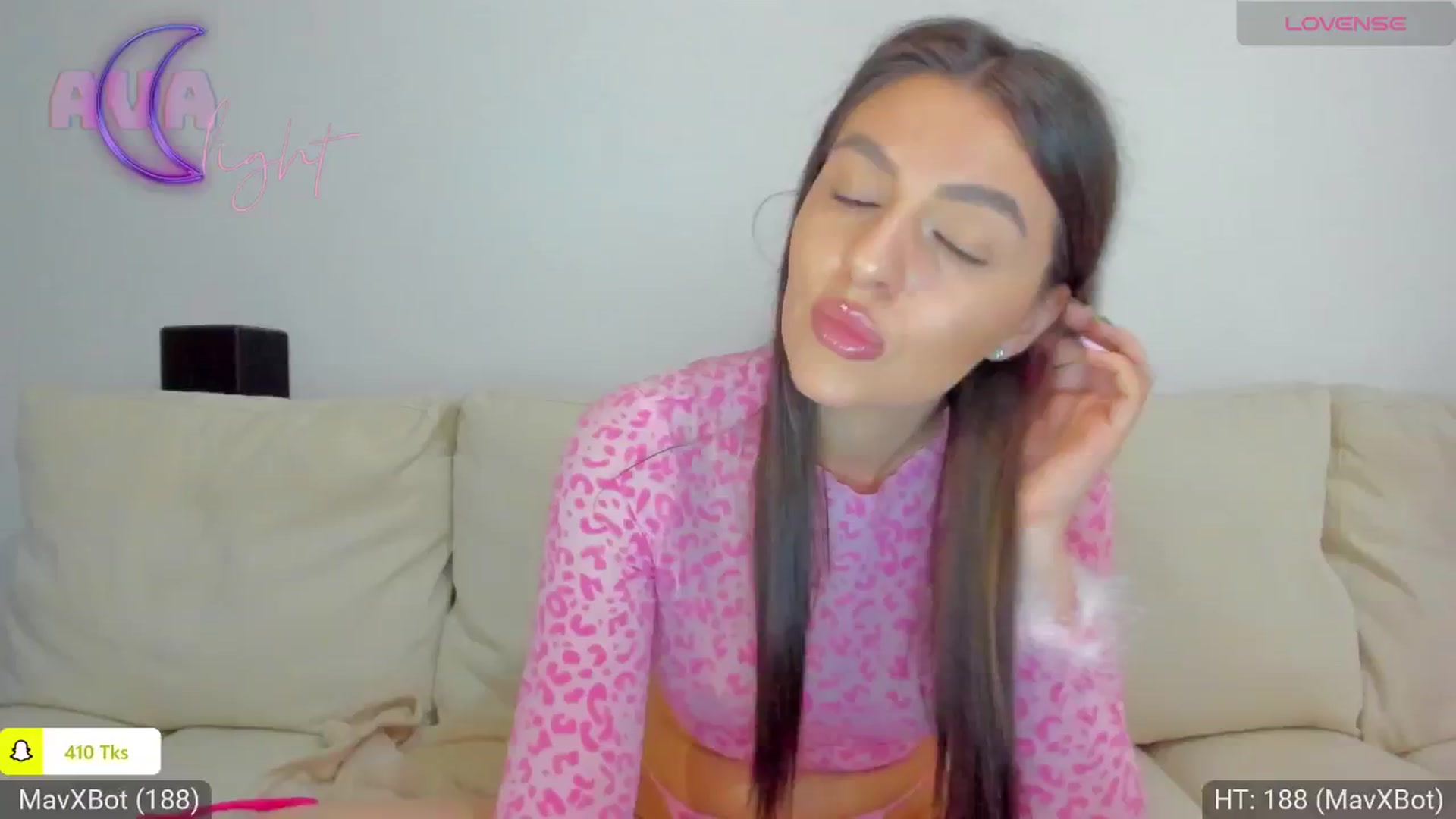 Gallery image thumbnail from AvaMoonlight's myfreecams stream on, 05/14/2024, 24:01 image 13 of 20