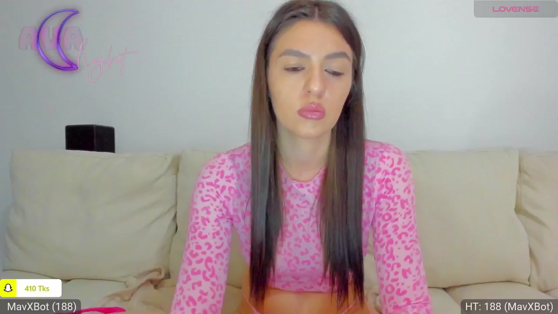 Gallery image thumbnail from AvaMoonlight's myfreecams stream on, 05/14/2024, 24:01 image 15 of 20