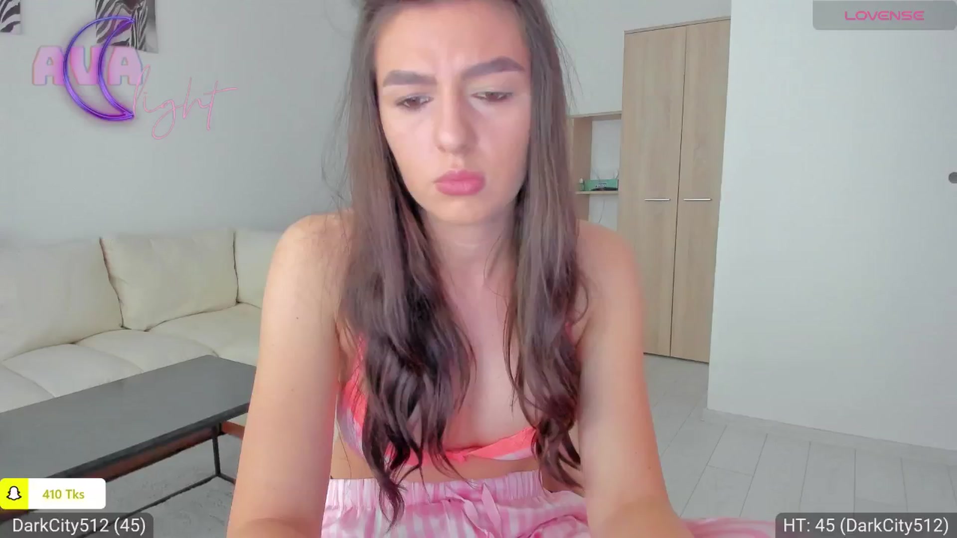 Gallery image thumbnail from AvaMoonlight's myfreecams stream on, 05/19/2024, 14:44 image 18 of 20