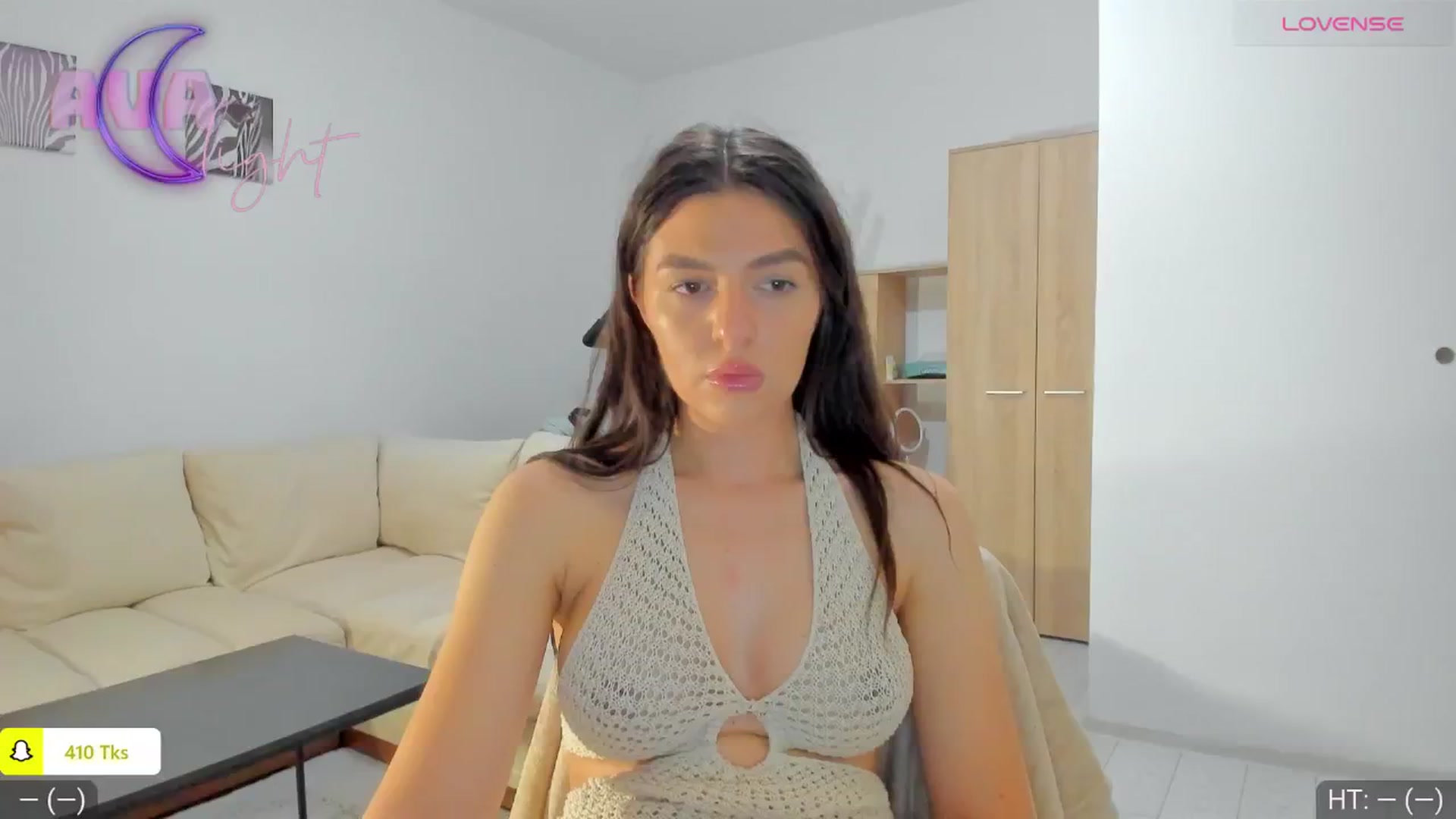 Gallery image thumbnail from AvaMoonlight's myfreecams stream on, 05/24/2024, 22:37 image 4 of 20