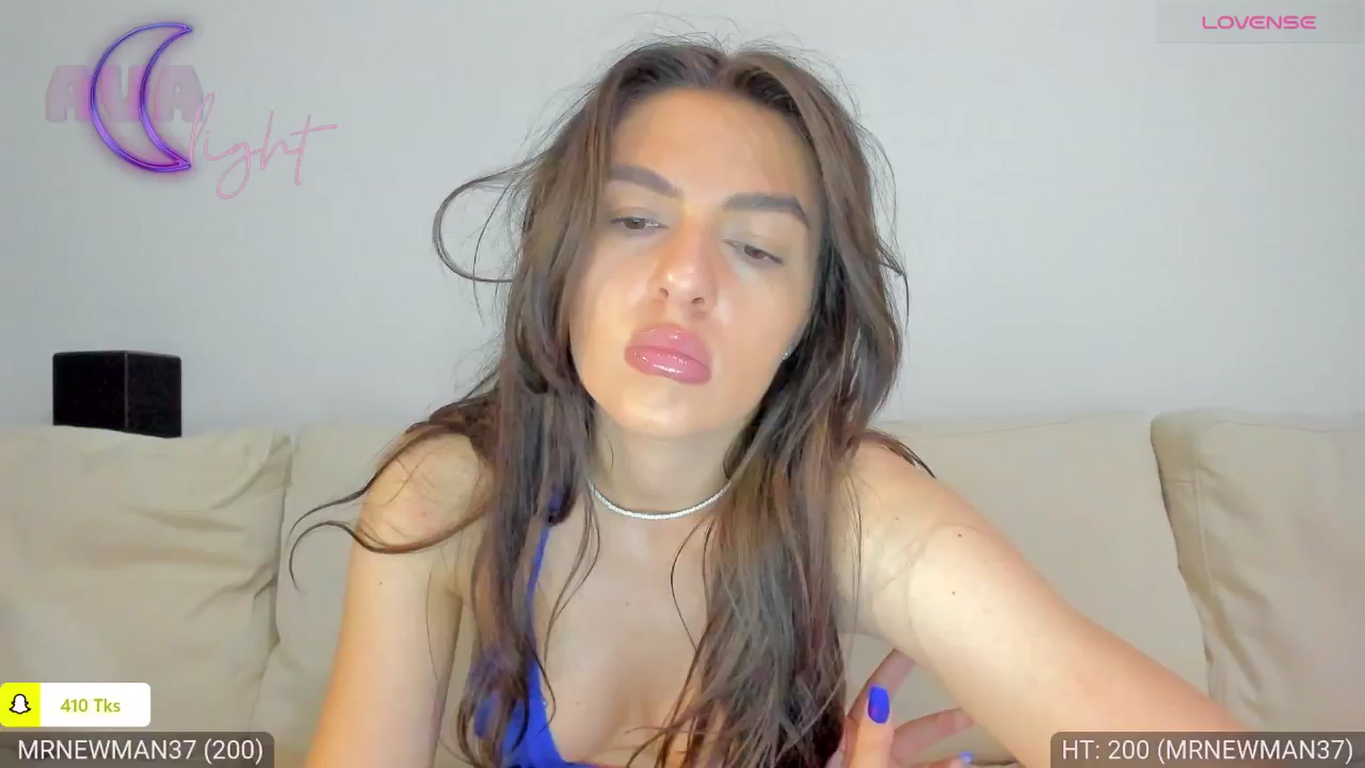 Gallery image thumbnail from AvaMoonlight's myfreecams stream on, 05/28/2024, 23:12 image 3 of 20