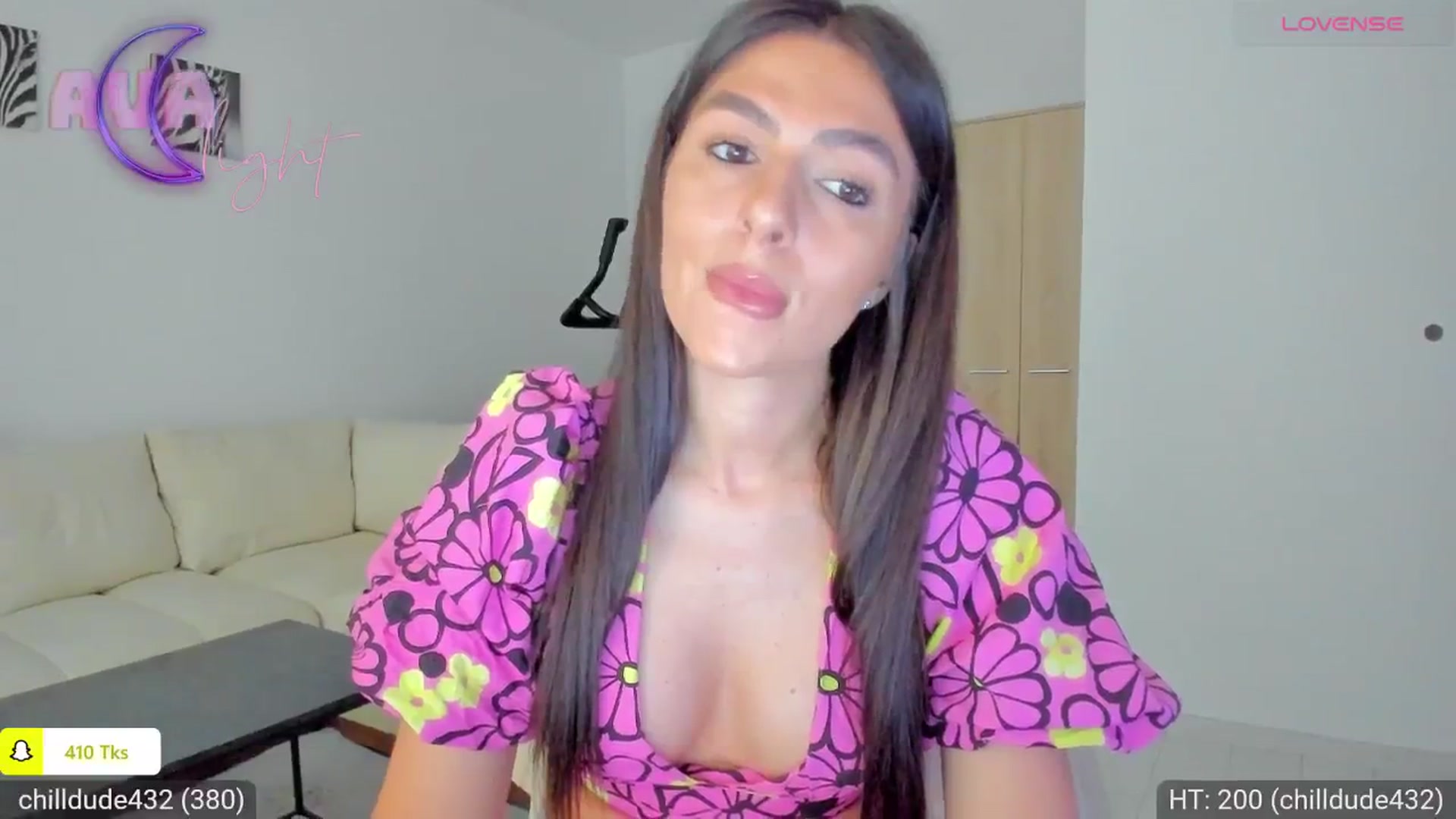 Gallery image thumbnail from AvaMoonlight's myfreecams stream on, 05/30/2024, 16:14 image 18 of 20