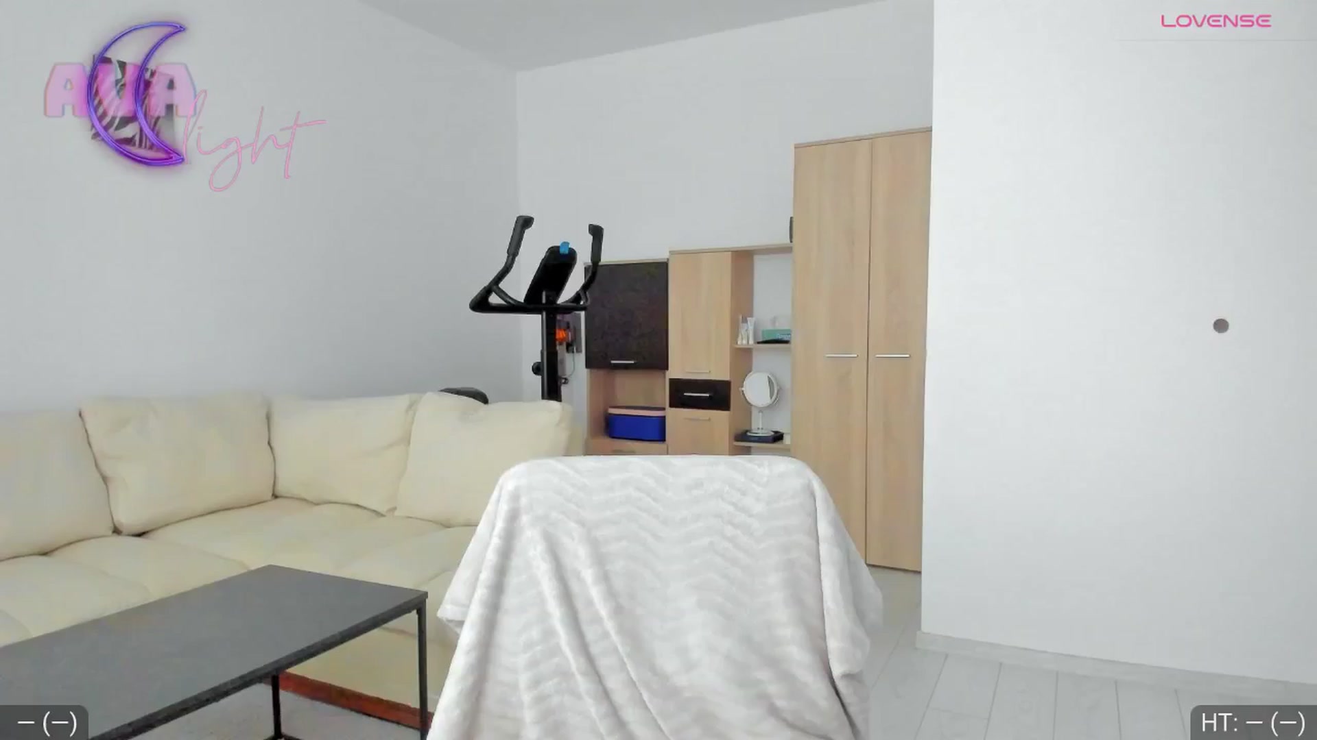 Gallery image thumbnail from AvaMoonlight's myfreecams stream on, 06/04/2024, 16:02 image 1 of 20