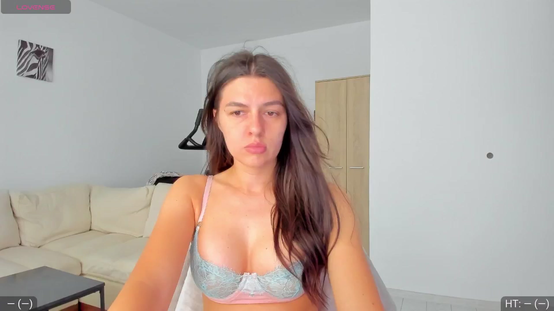 Gallery image thumbnail from AvaMoonlight's myfreecams stream on, 06/05/2024, 16:06 image 10 of 20